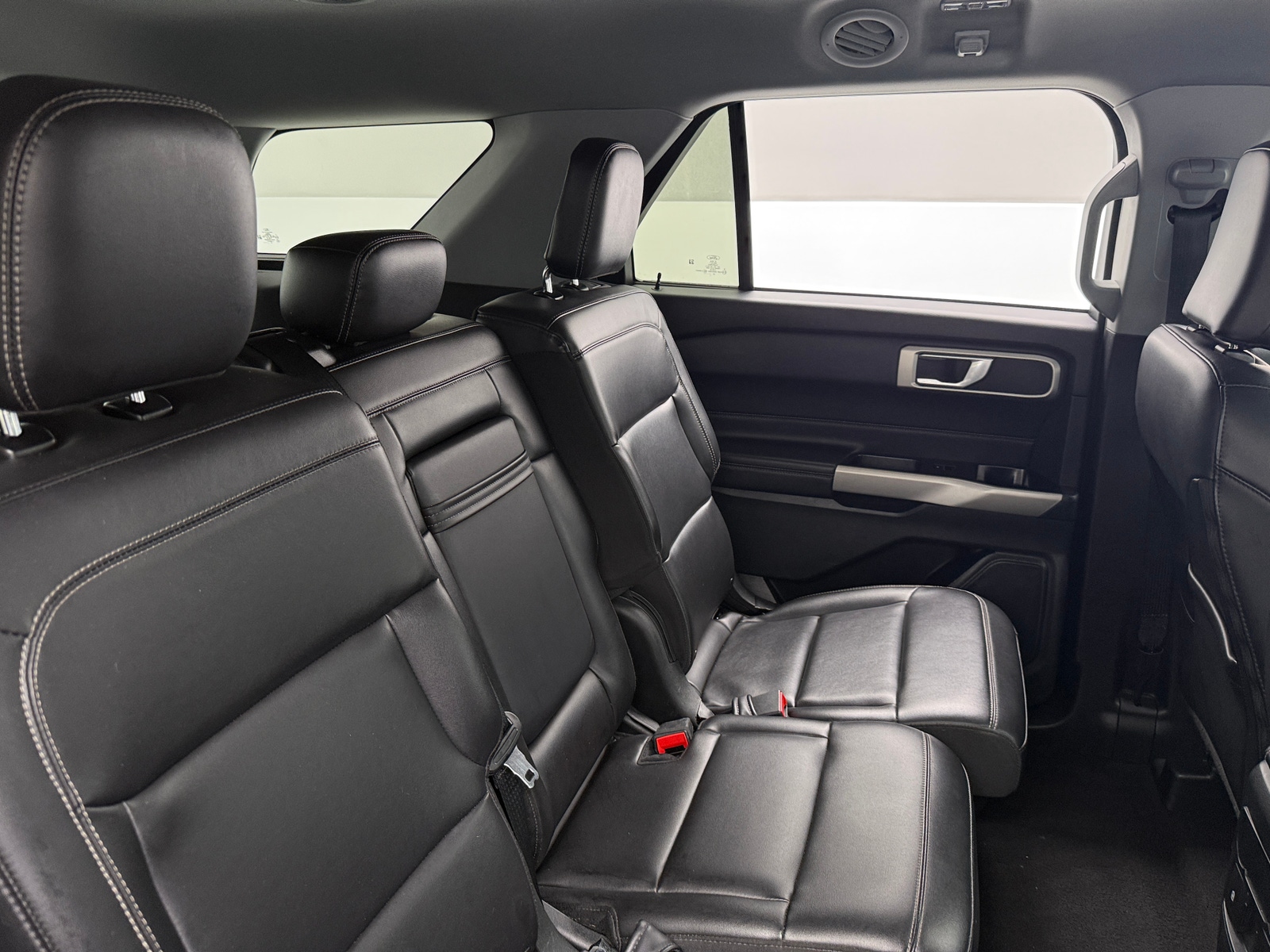 Thumbnail: 2023 Ford Explorer - 5