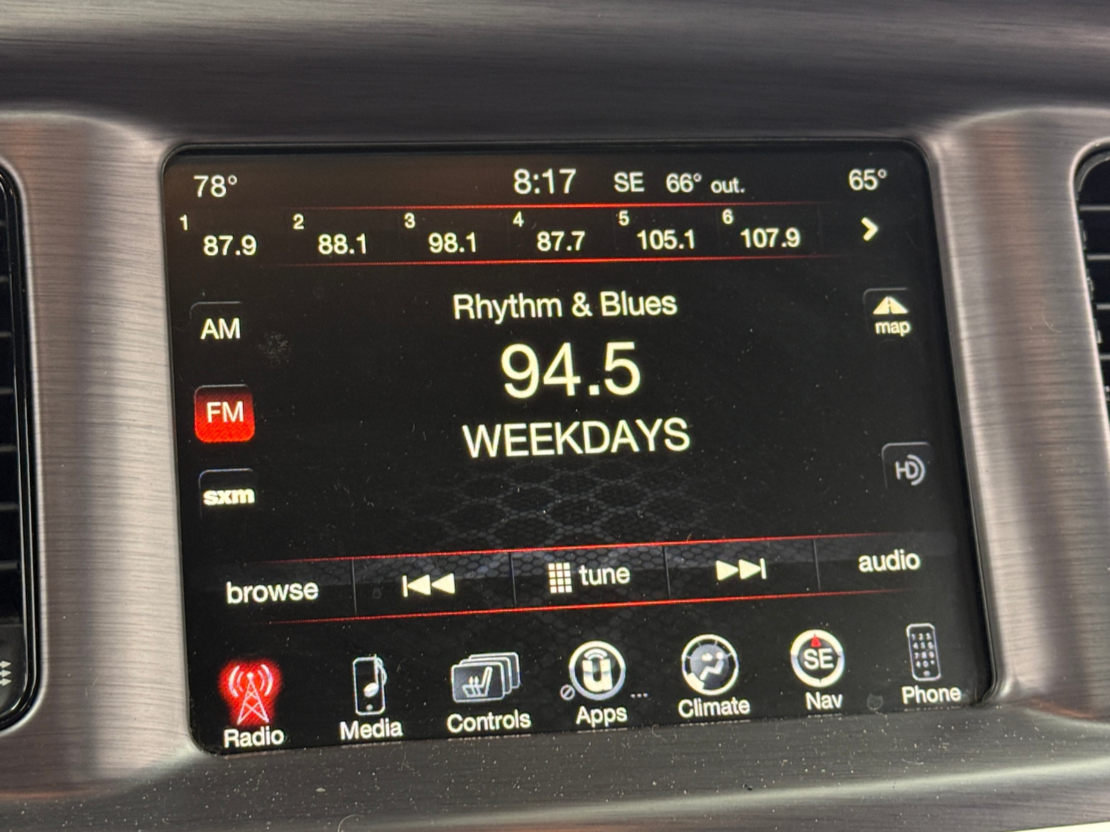 Thumbnail: 2016 Dodge Charger - 4