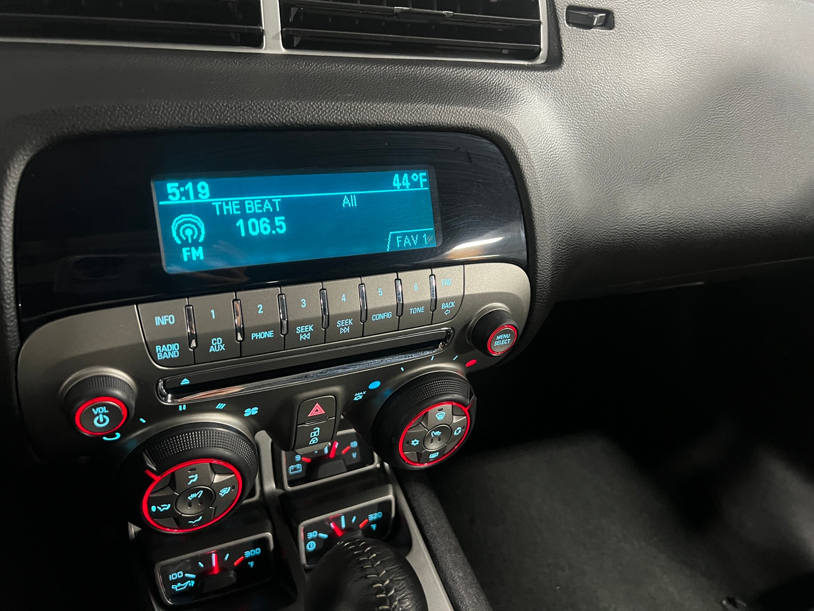 Thumbnail: 2011 Chevrolet Camaro - 2