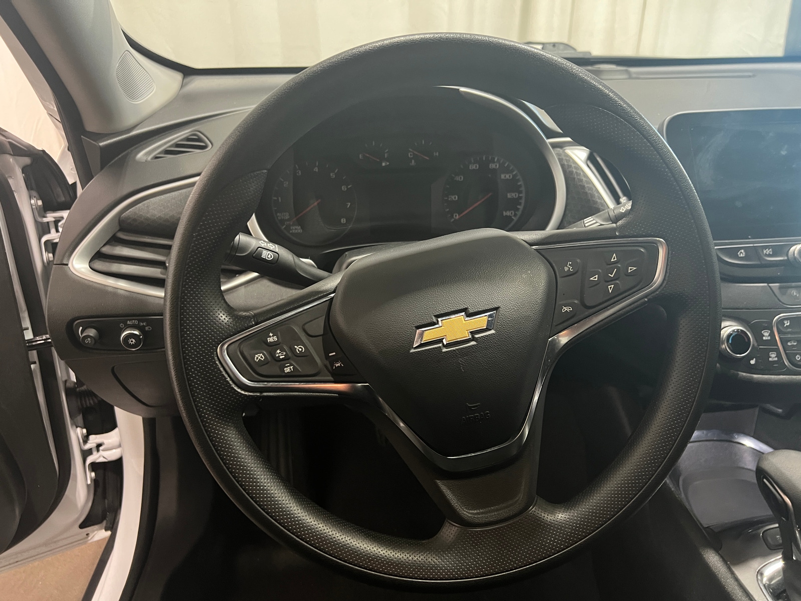 Thumbnail: 2024 Chevrolet Malibu - 5