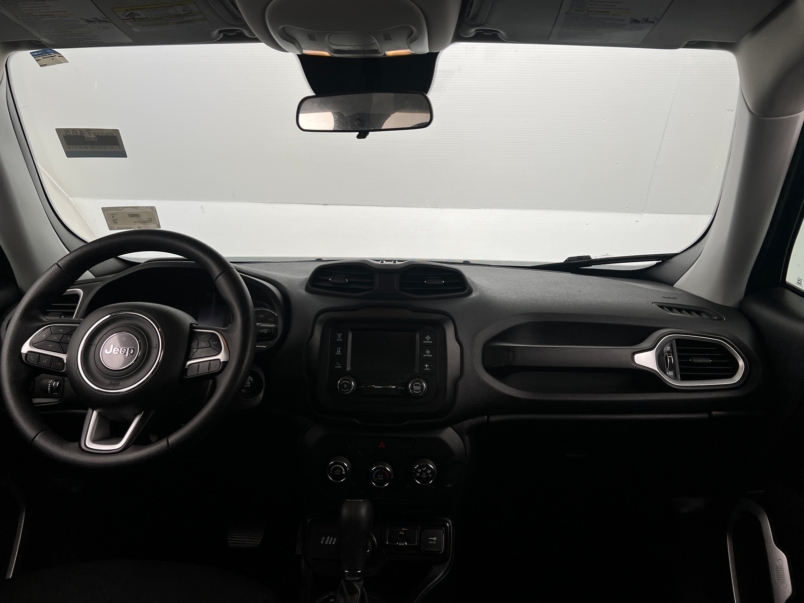 Thumbnail: 2020 Jeep Renegade - 3