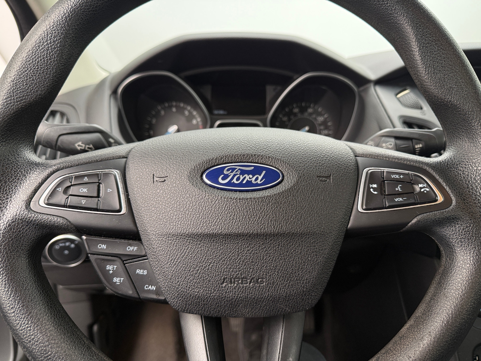 Thumbnail: 2018 Ford Focus - 5