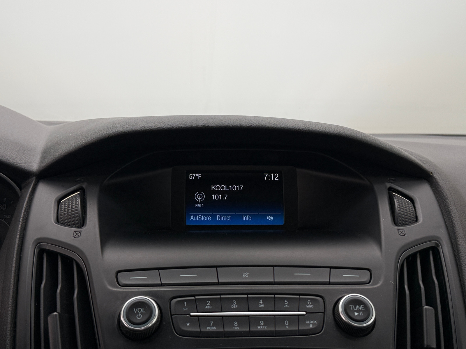 Thumbnail: 2018 Ford Focus - 4