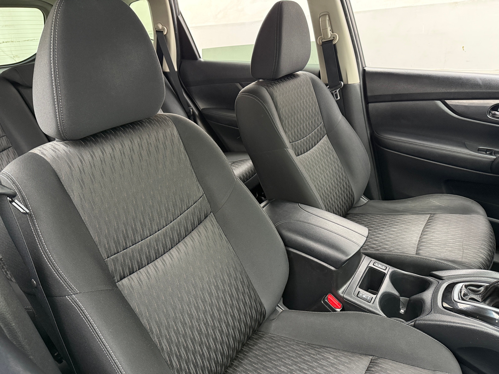 Thumbnail: 2019 Nissan Rogue - 2