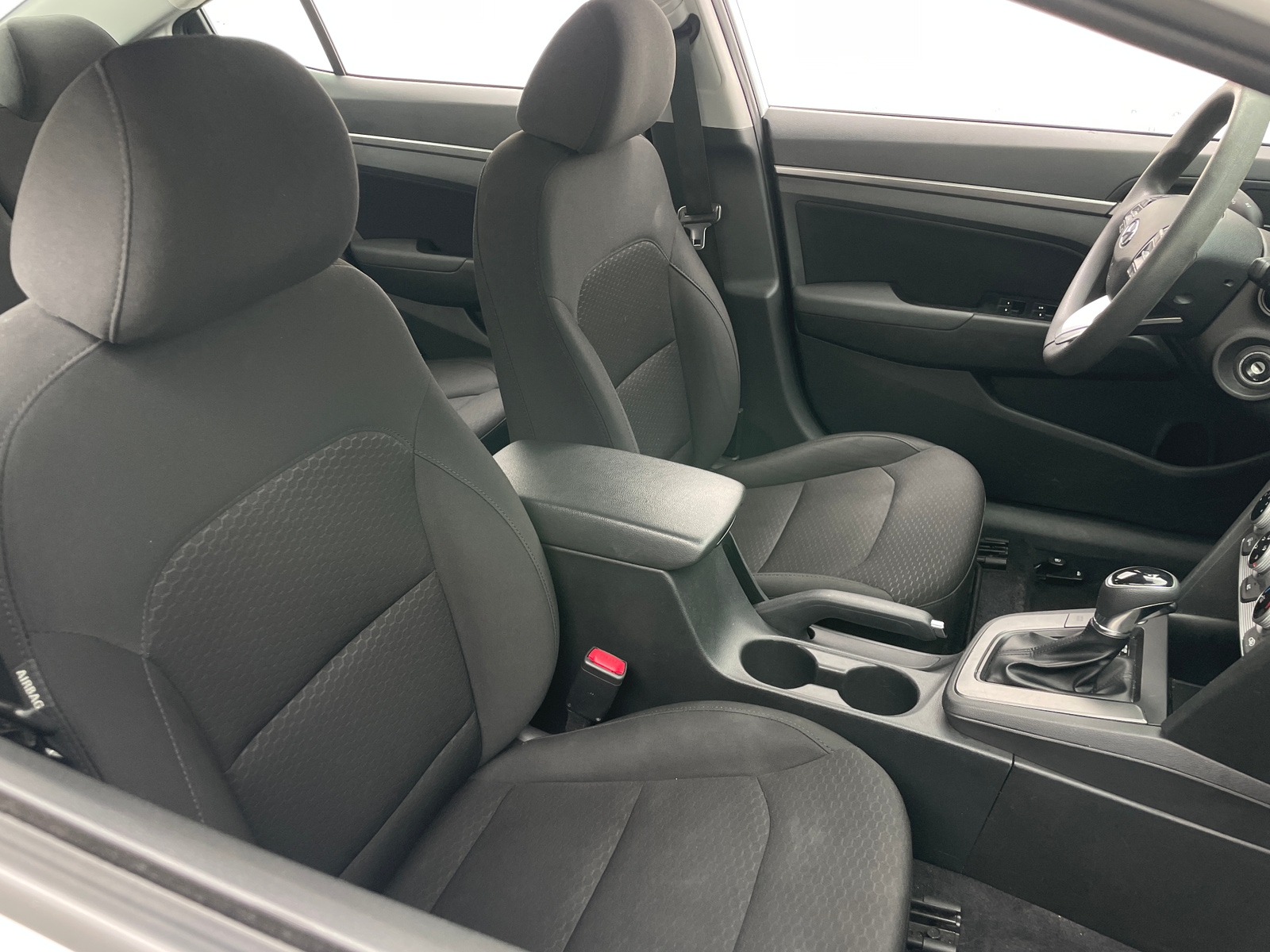 Thumbnail: 2019 Hyundai Elantra - 2