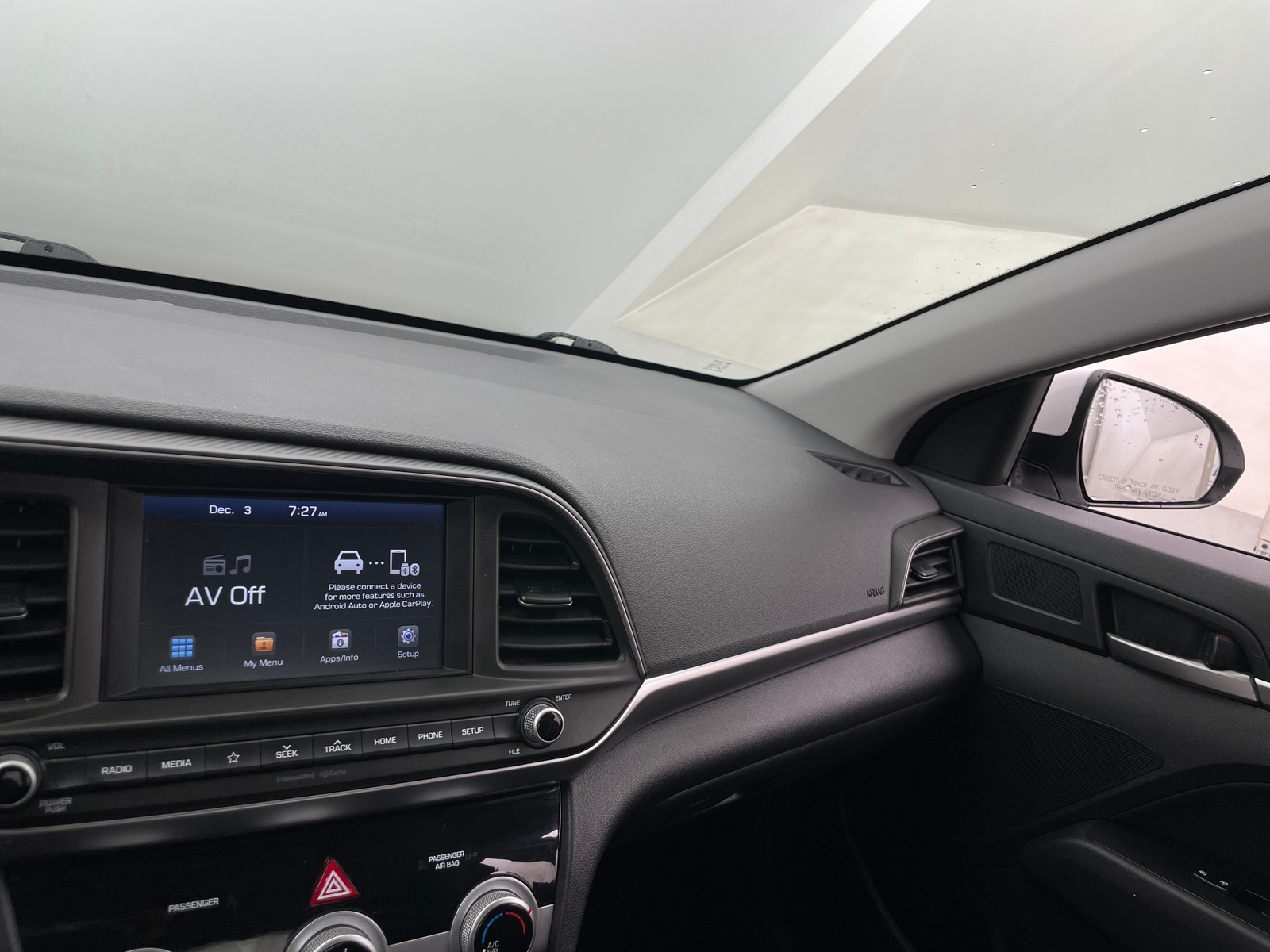 Thumbnail: 2019 Hyundai Elantra - 4