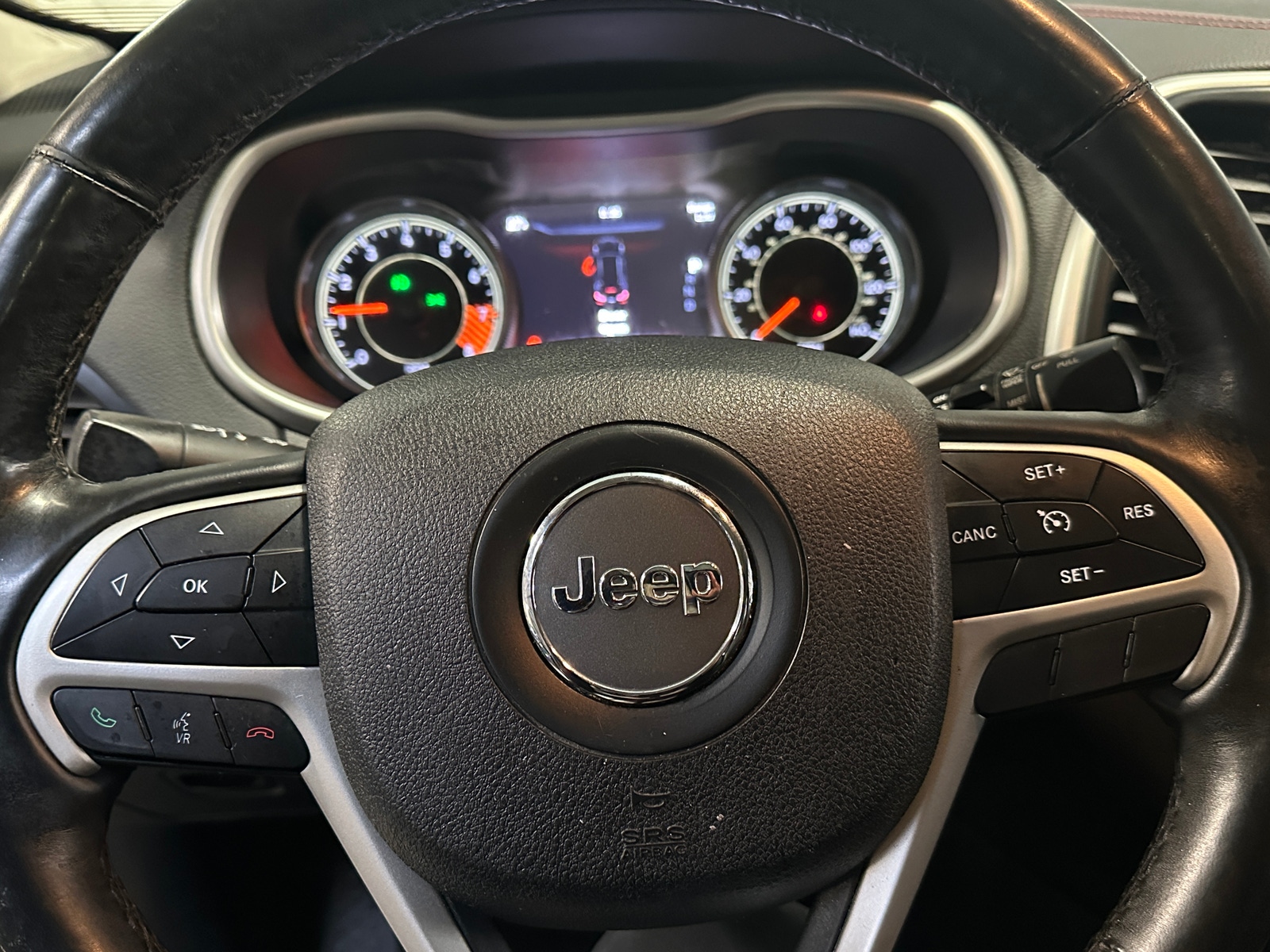 Thumbnail: 2014 Jeep Cherokee - 5