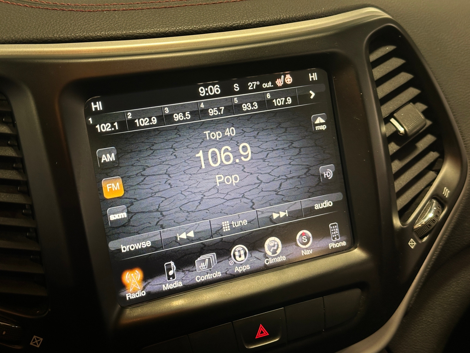 Thumbnail: 2014 Jeep Cherokee - 4