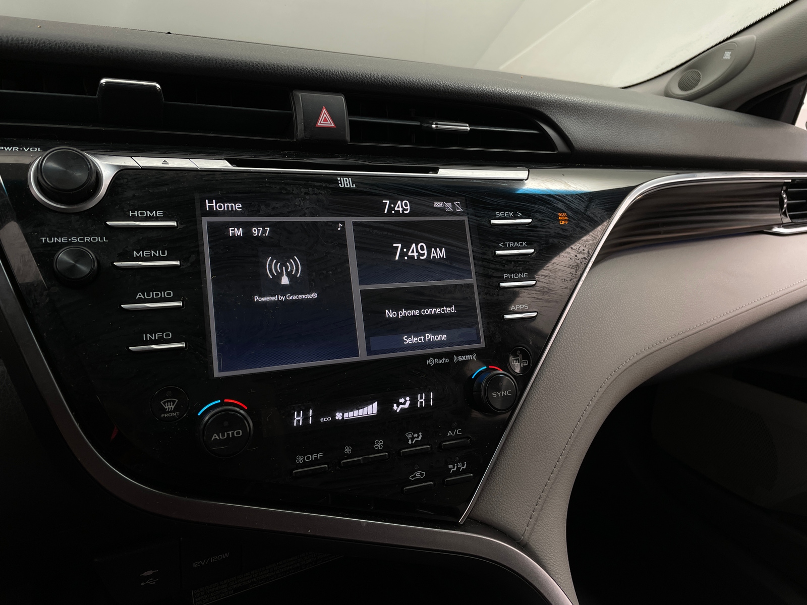 Thumbnail: 2018 Toyota Camry - 3