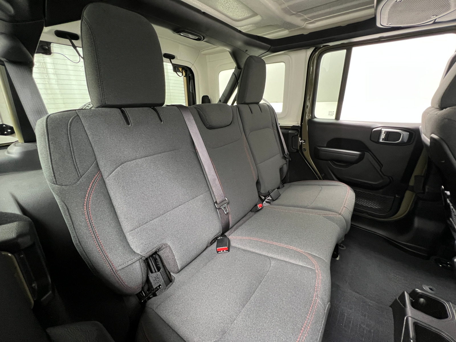 Thumbnail: 2025 Jeep Wrangler - 6