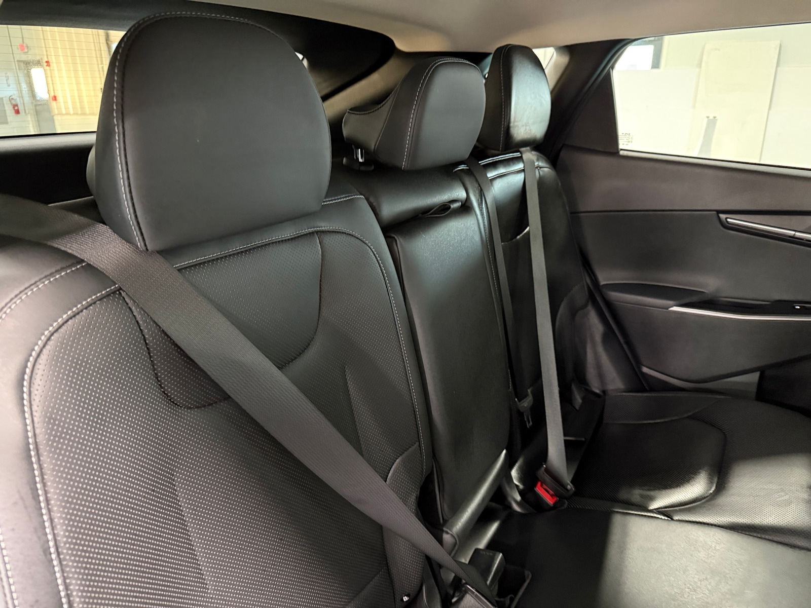 Thumbnail: 2022 Kia EV6 - 5