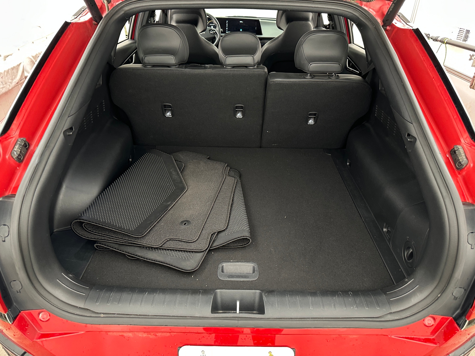 Thumbnail: 2024 Kia EV6 - 7