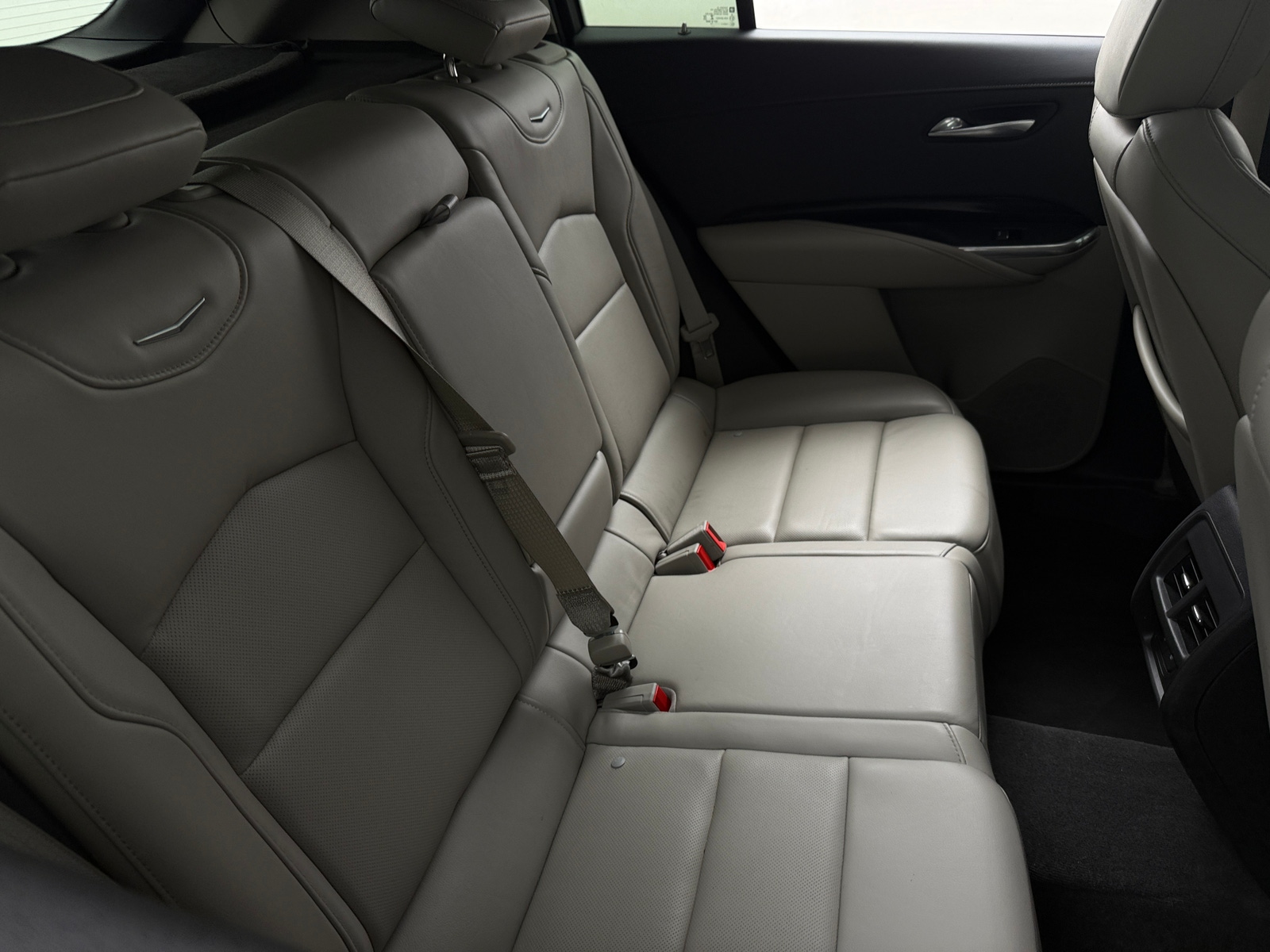 Thumbnail: 2019 Cadillac XT4 - 5