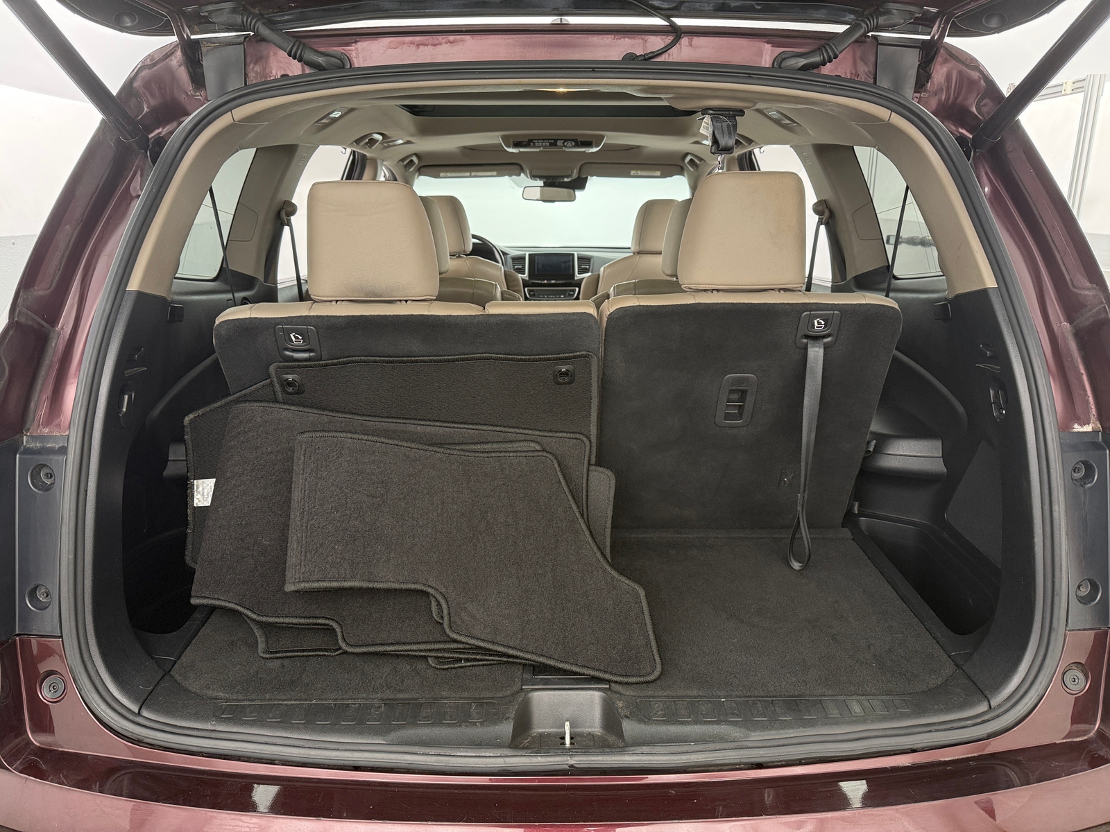 Thumbnail: 2017 Honda Pilot - 6