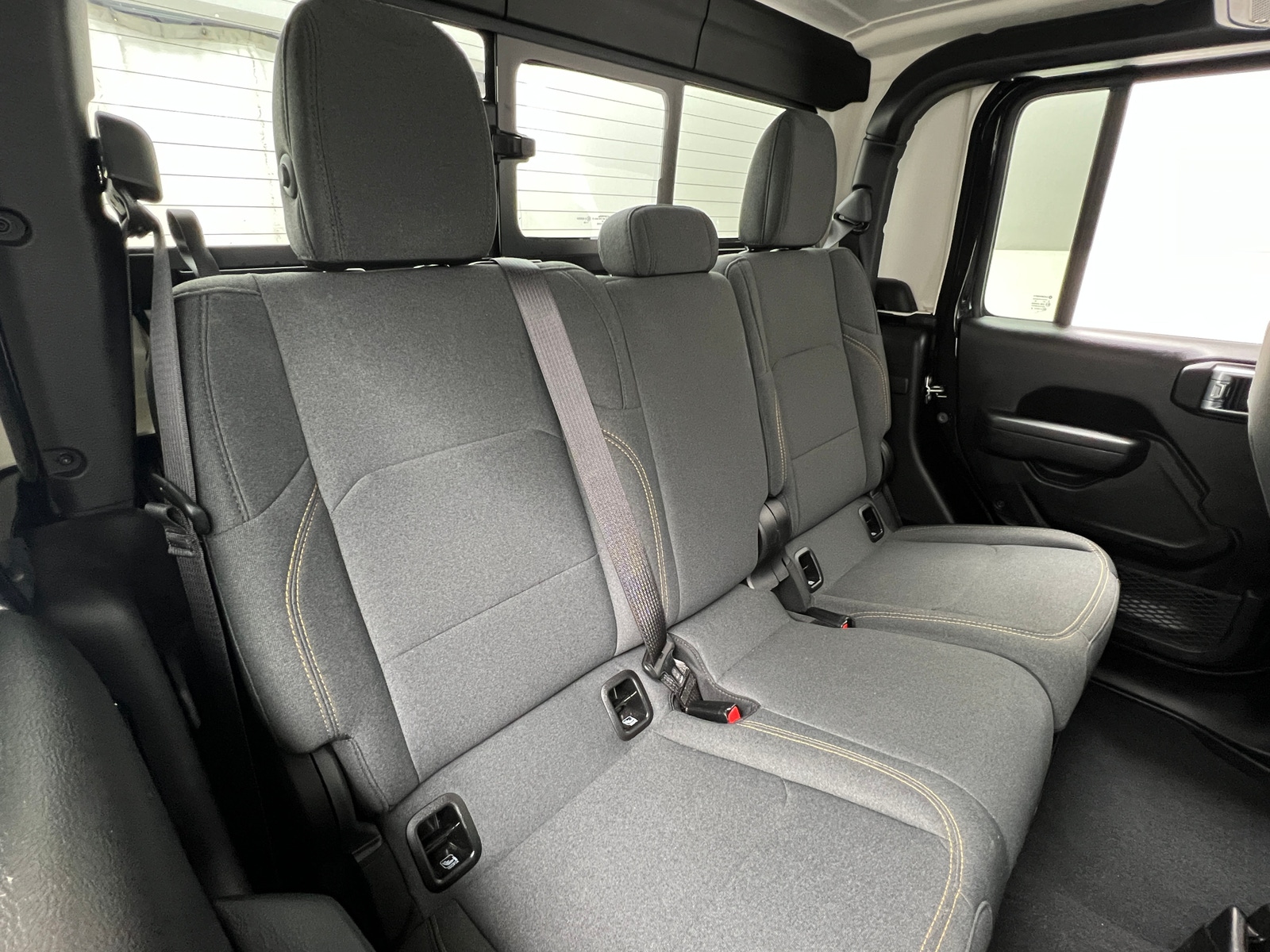 Thumbnail: 2024 Jeep Gladiator - 6