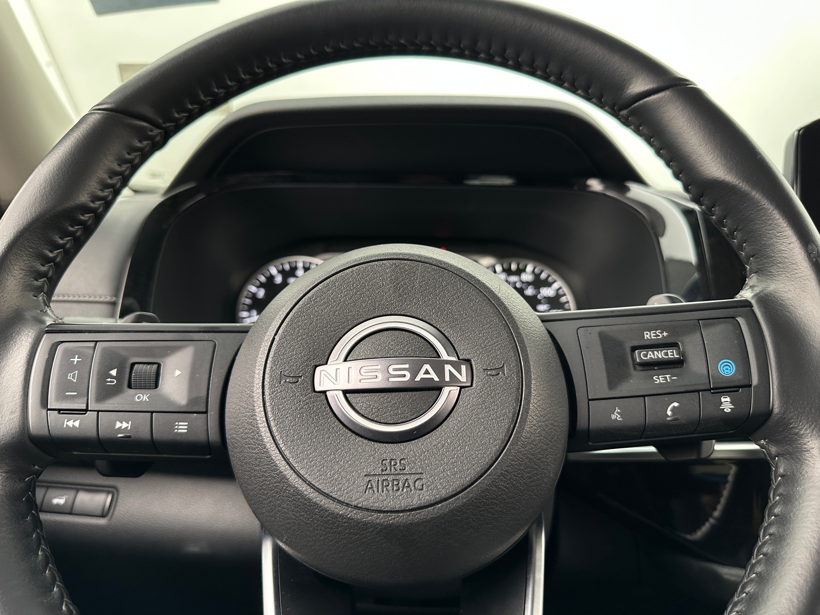 Thumbnail: 2025 Nissan Pathfinder - 5