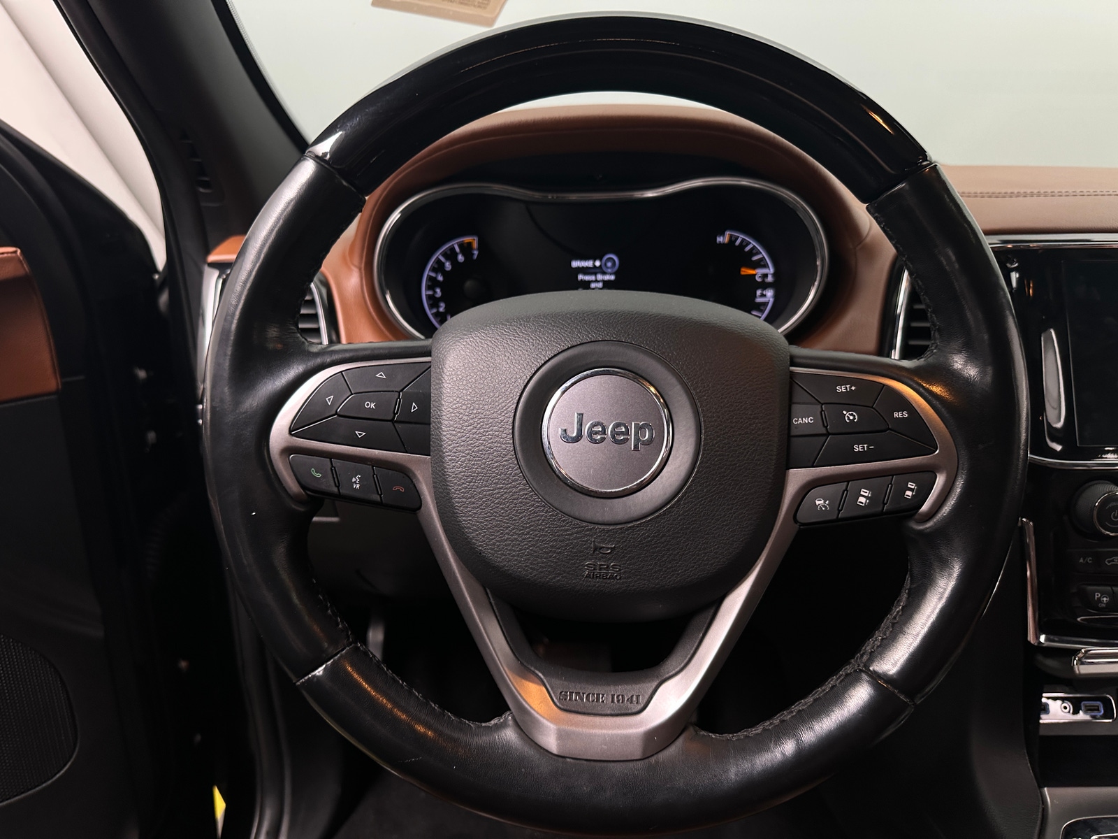 Thumbnail: 2021 Jeep Grand Cherokee - 4