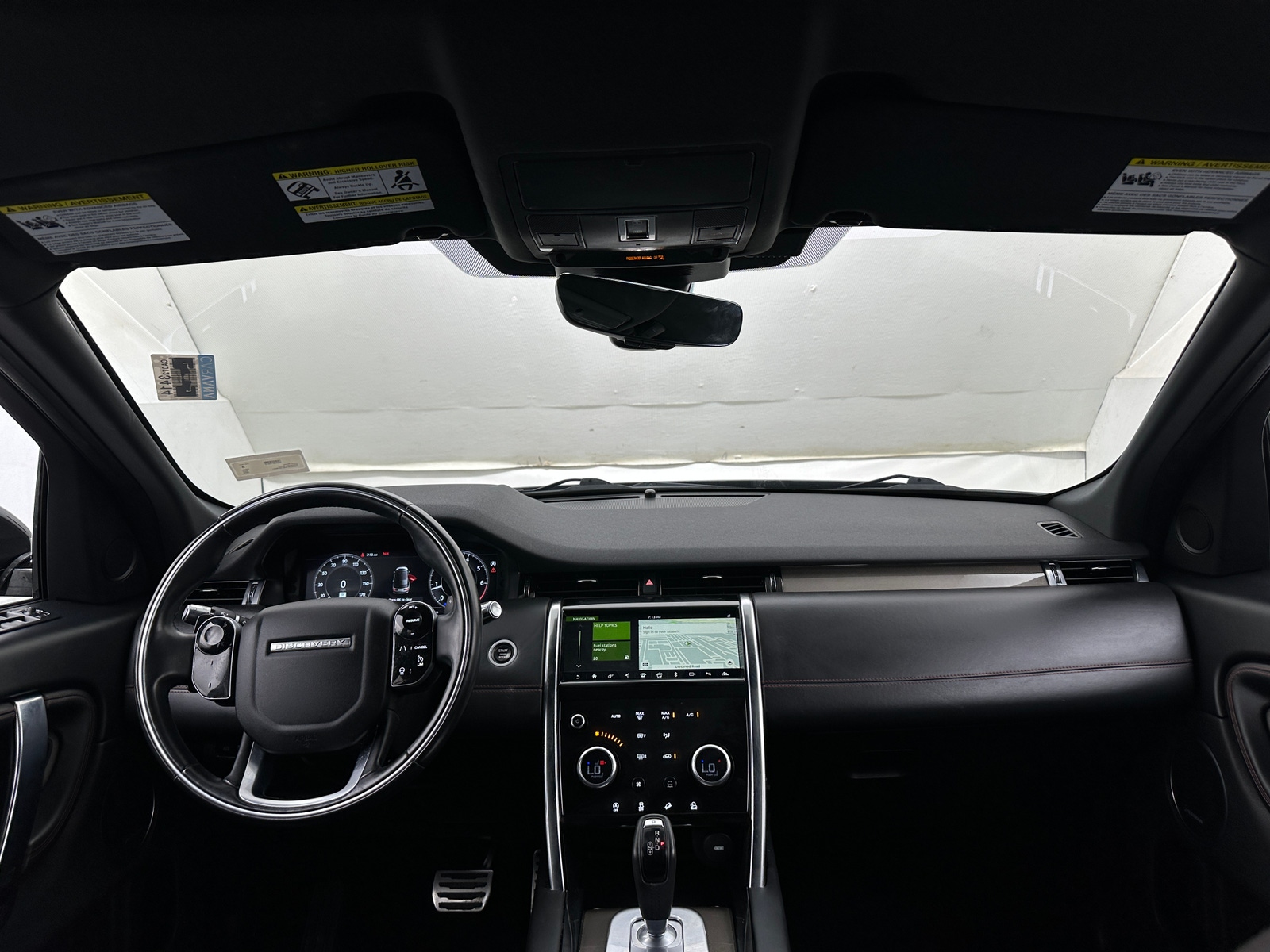 Thumbnail: 2020 Land Rover Discovery Sport - 2