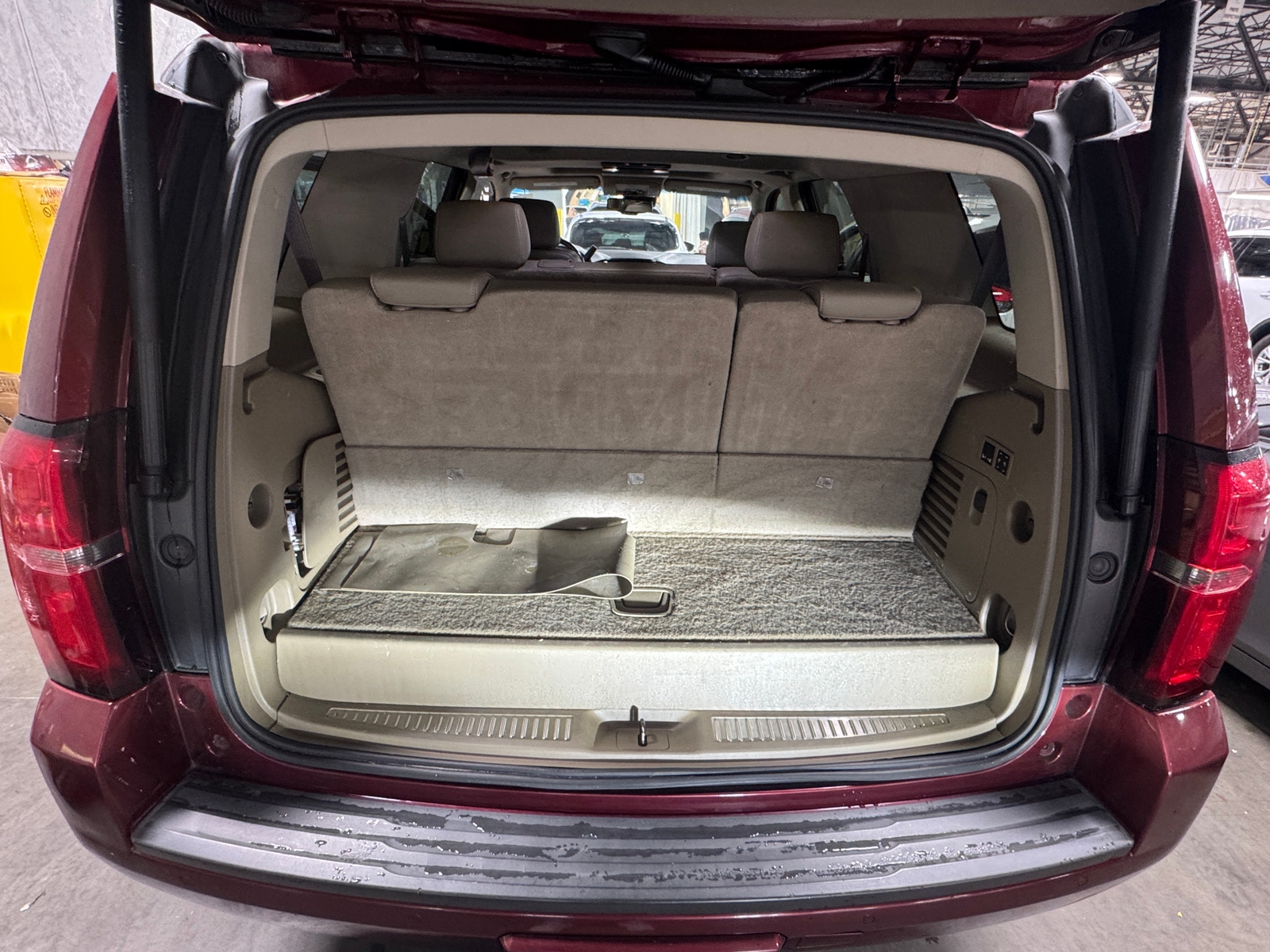 Thumbnail: 2018 Chevrolet Tahoe - 6