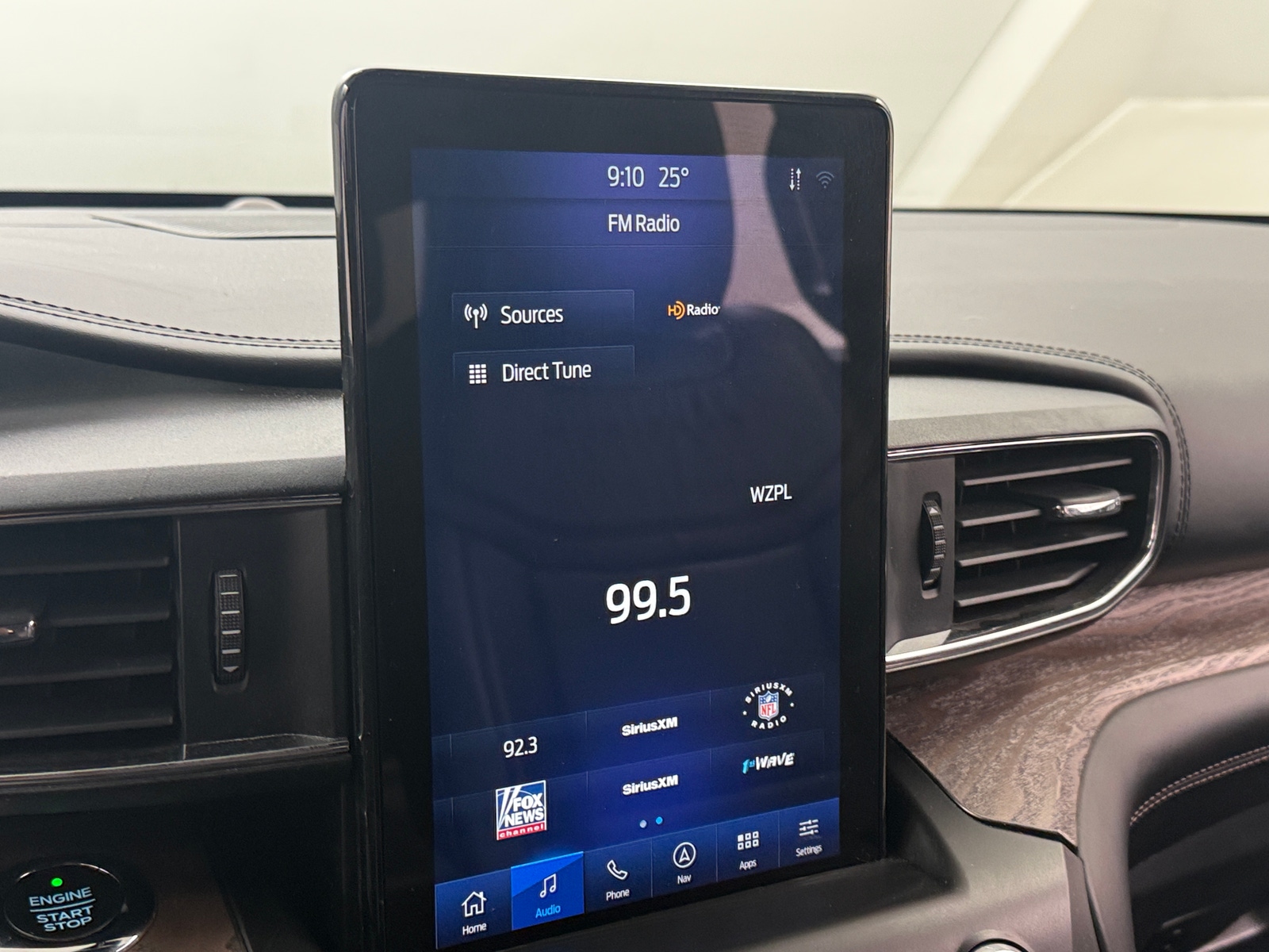 Thumbnail: 2020 Ford Explorer - 3