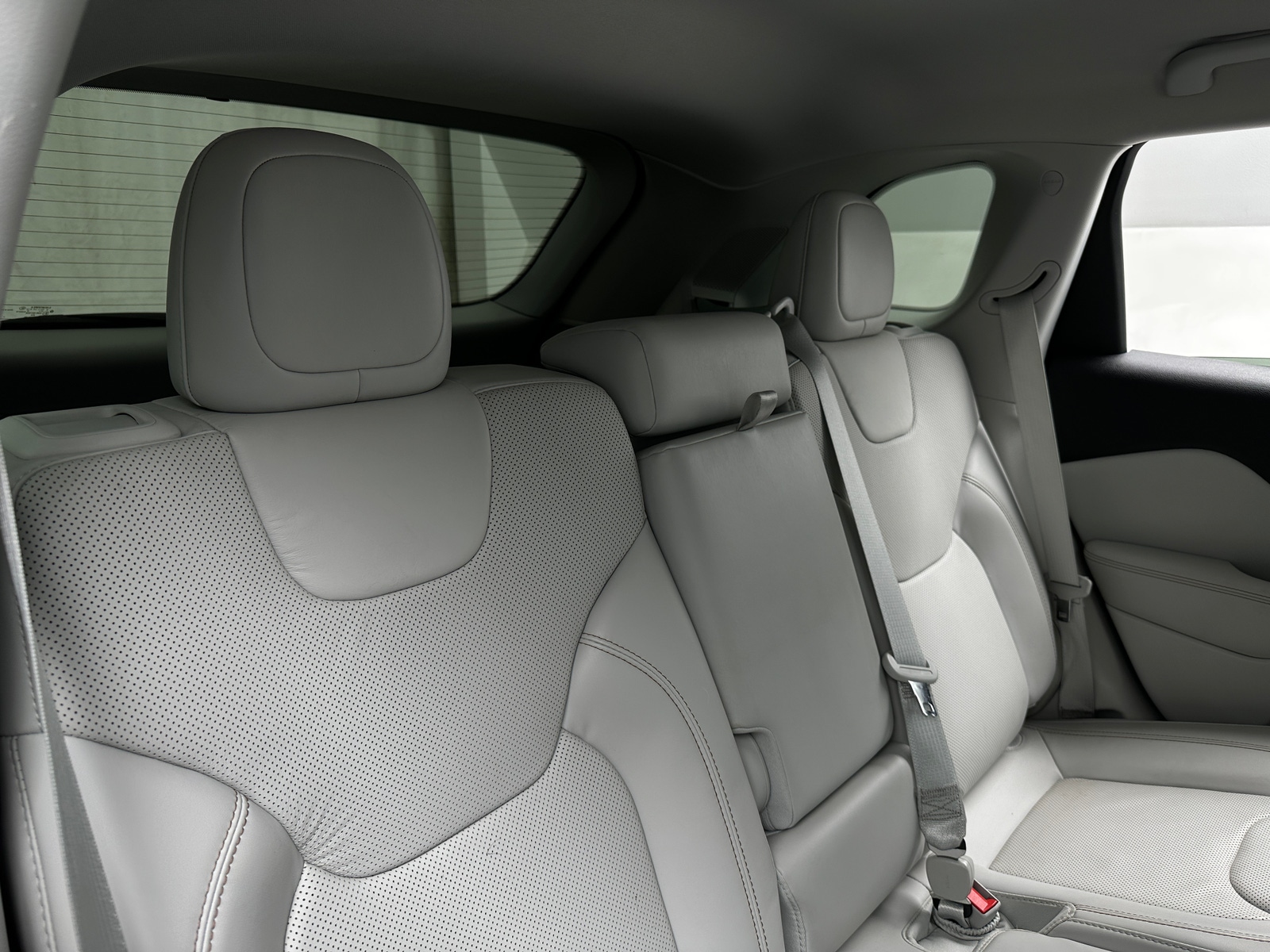 Thumbnail: 2020 Jeep Cherokee - 5