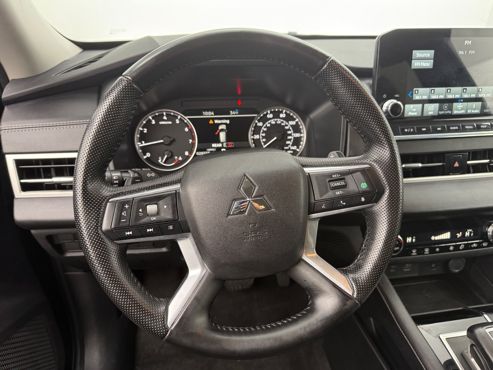 Thumbnail: 2024 Mitsubishi Outlander - 4