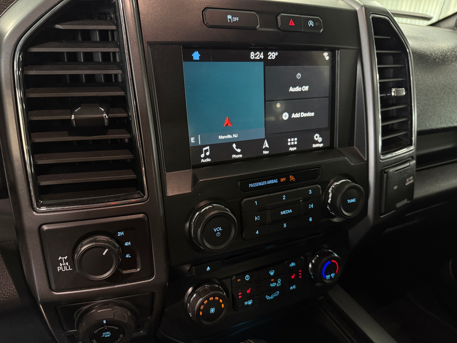 Thumbnail: 2018 Ford Econoline - 4