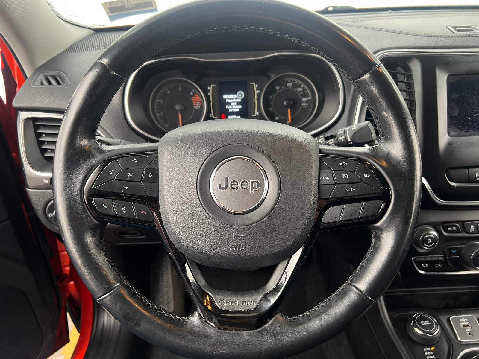 Thumbnail: 2021 Jeep Cherokee - 5