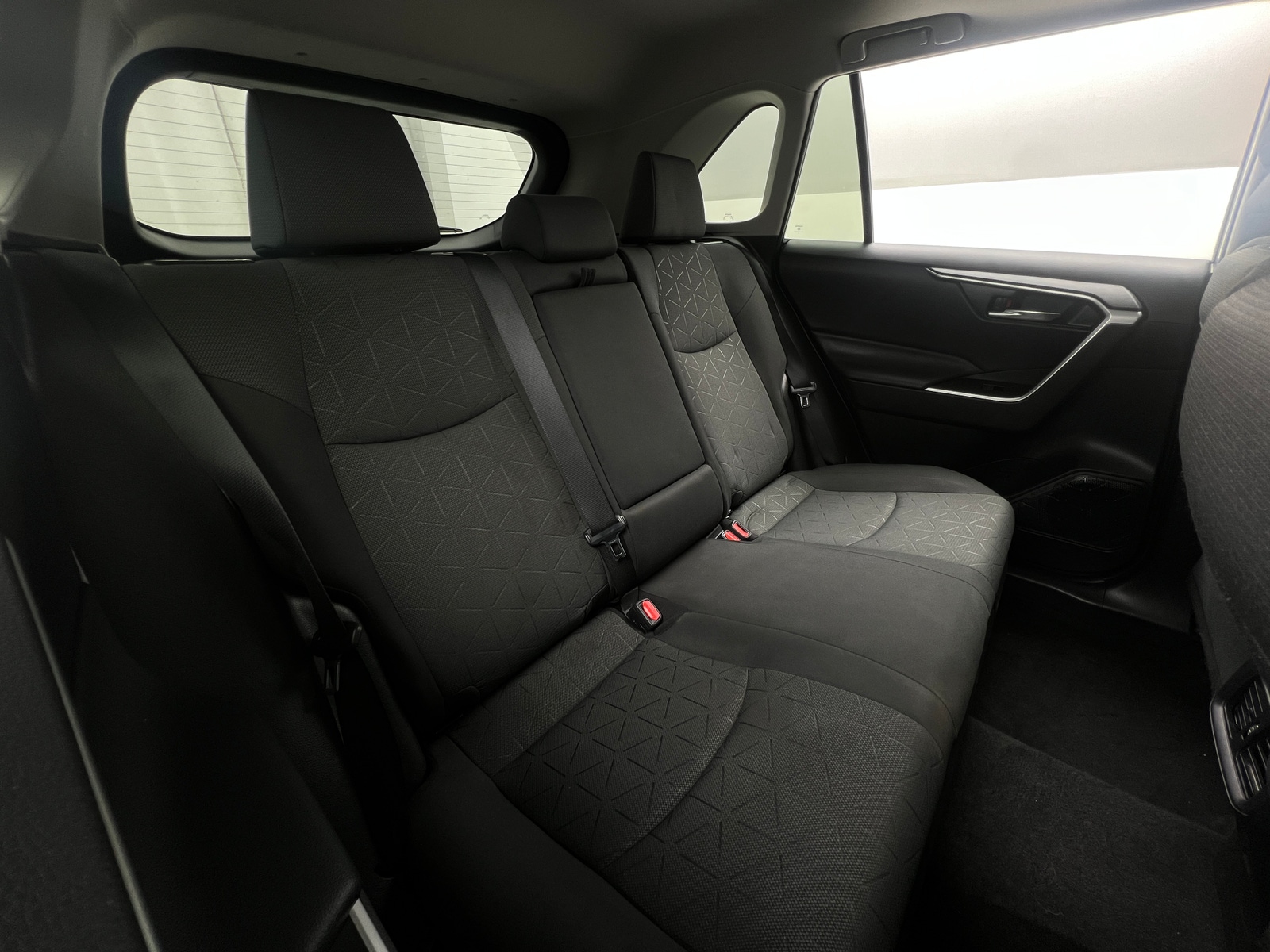 Thumbnail: 2022 Toyota RAV4 - 6