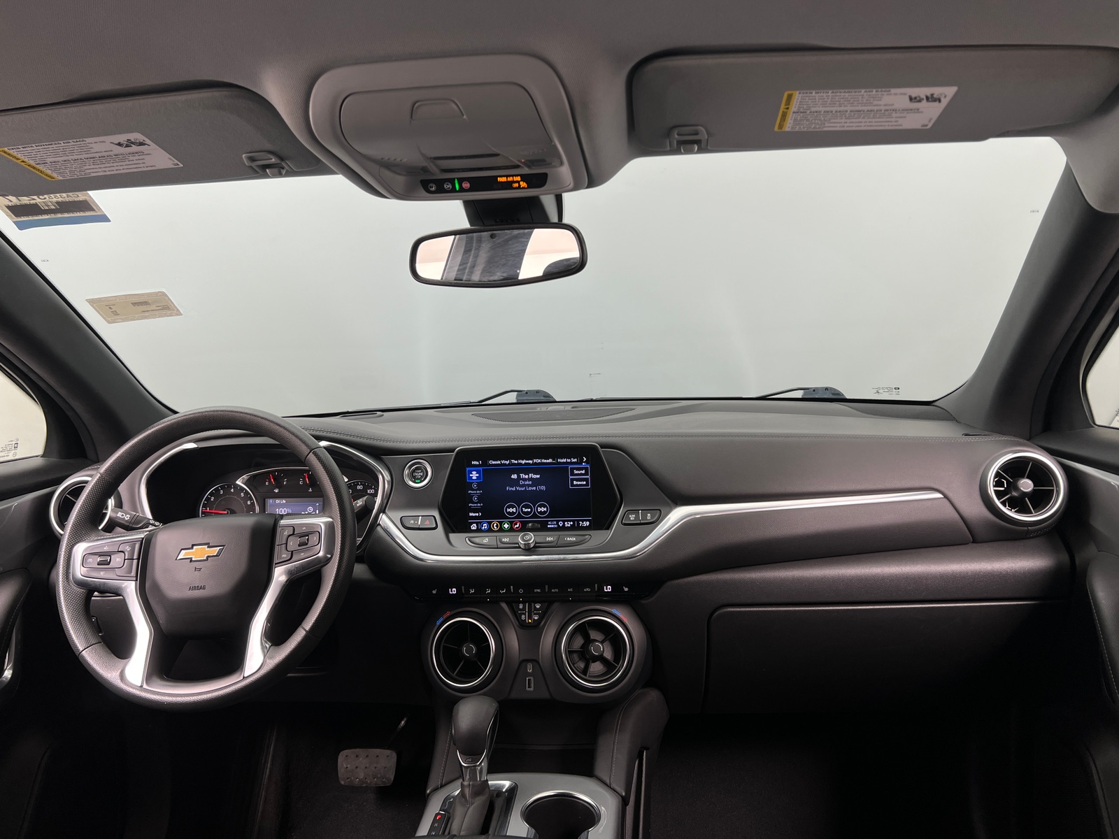 Thumbnail: 2022 Chevrolet Blazer - 3