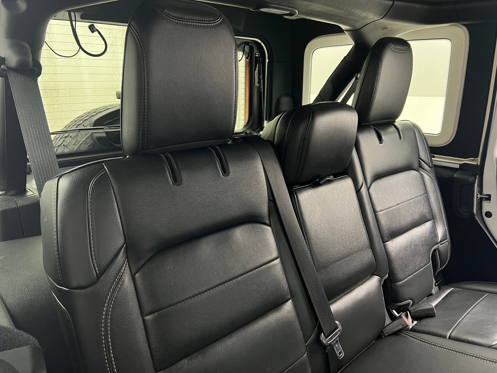 Thumbnail: 2022 Jeep Wrangler - 5