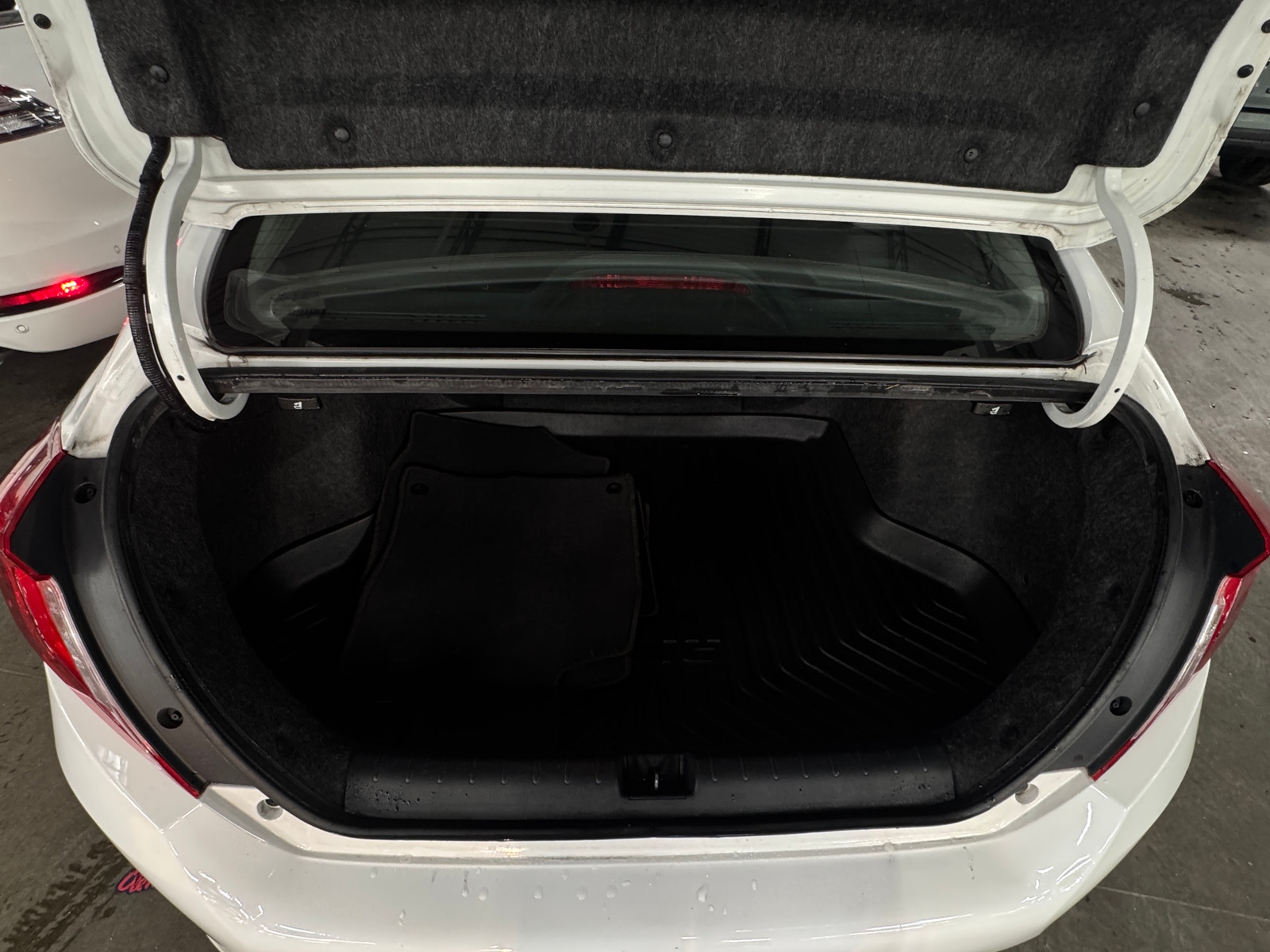 Thumbnail: 2016 Honda Civic - 7