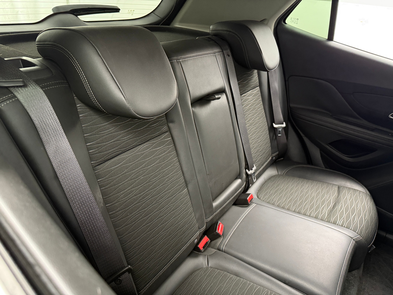 Thumbnail: 2016 Buick Encore - 6