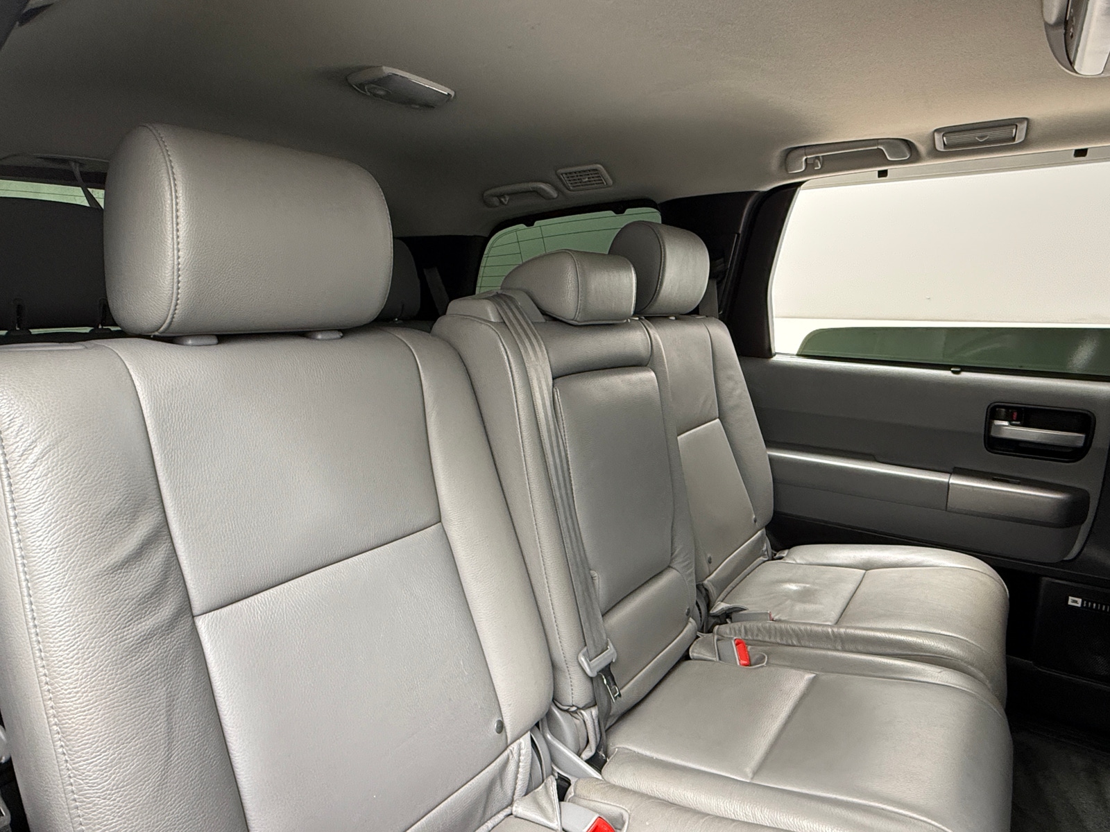 Thumbnail: 2017 Toyota Sequoia - 5