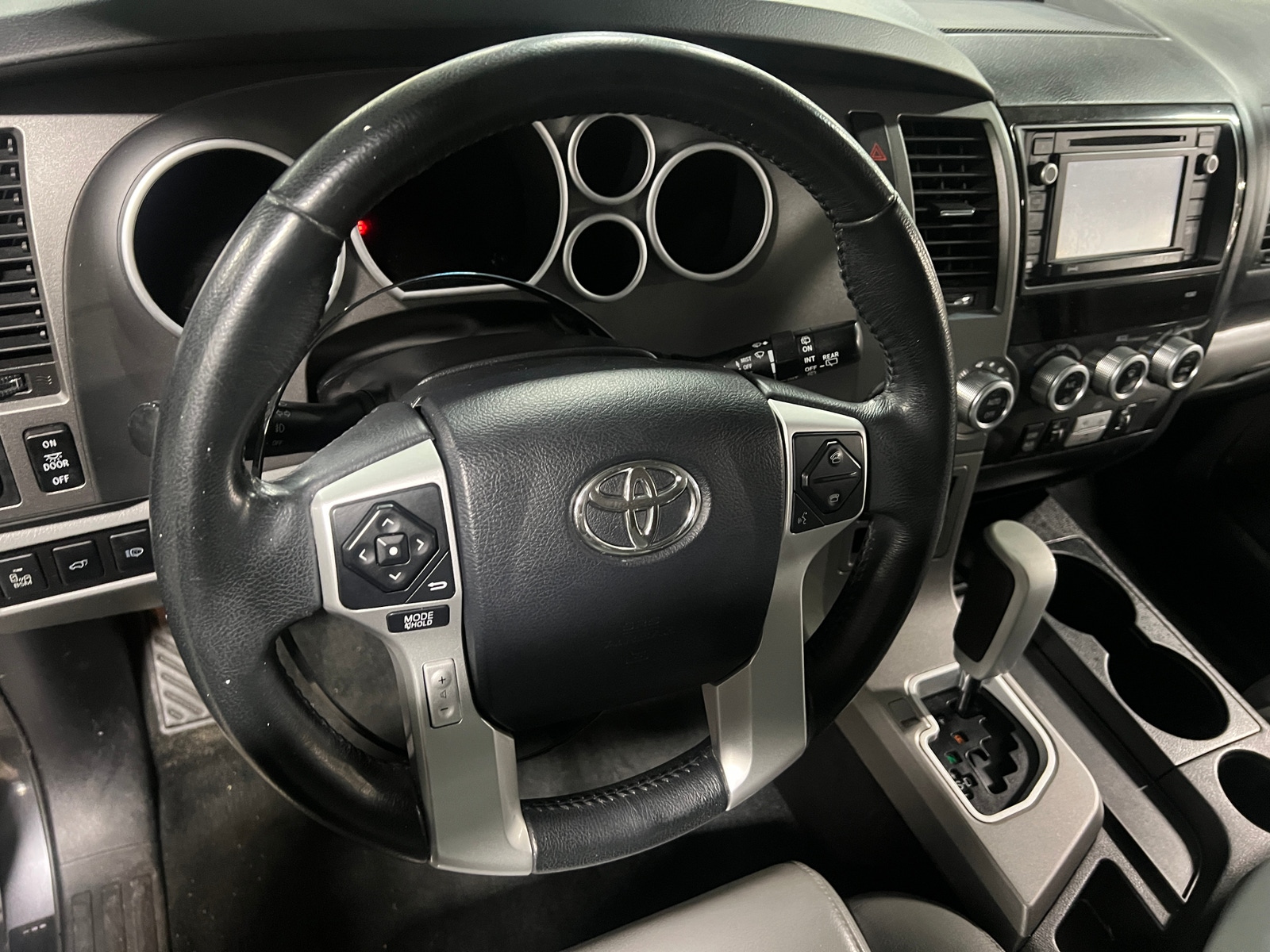 Thumbnail: 2017 Toyota Sequoia - 4