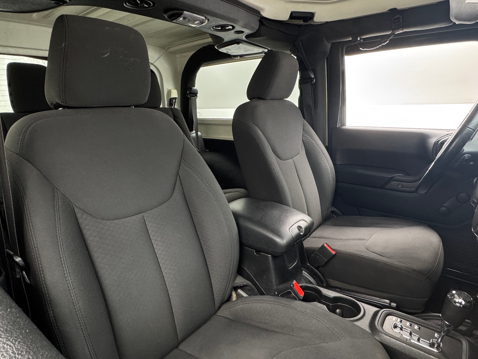 Thumbnail: 2017 Jeep Wrangler - 2