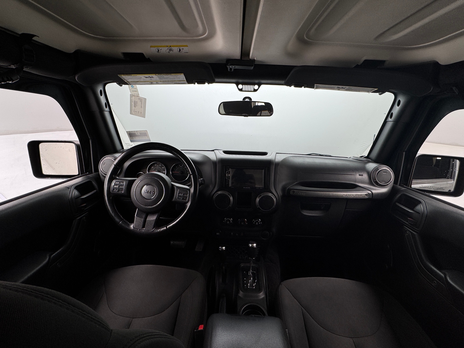 Thumbnail: 2017 Jeep Wrangler - 3