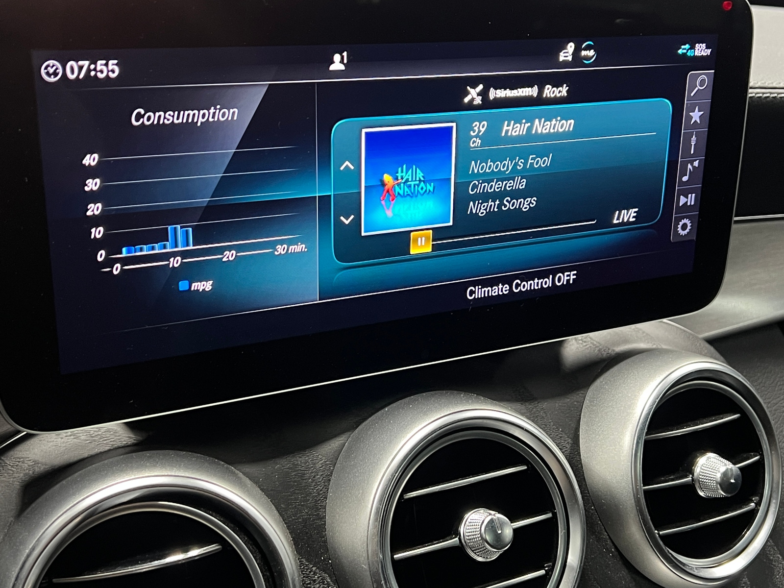 Thumbnail: 2021 Mercedes-Benz C-Class - 2