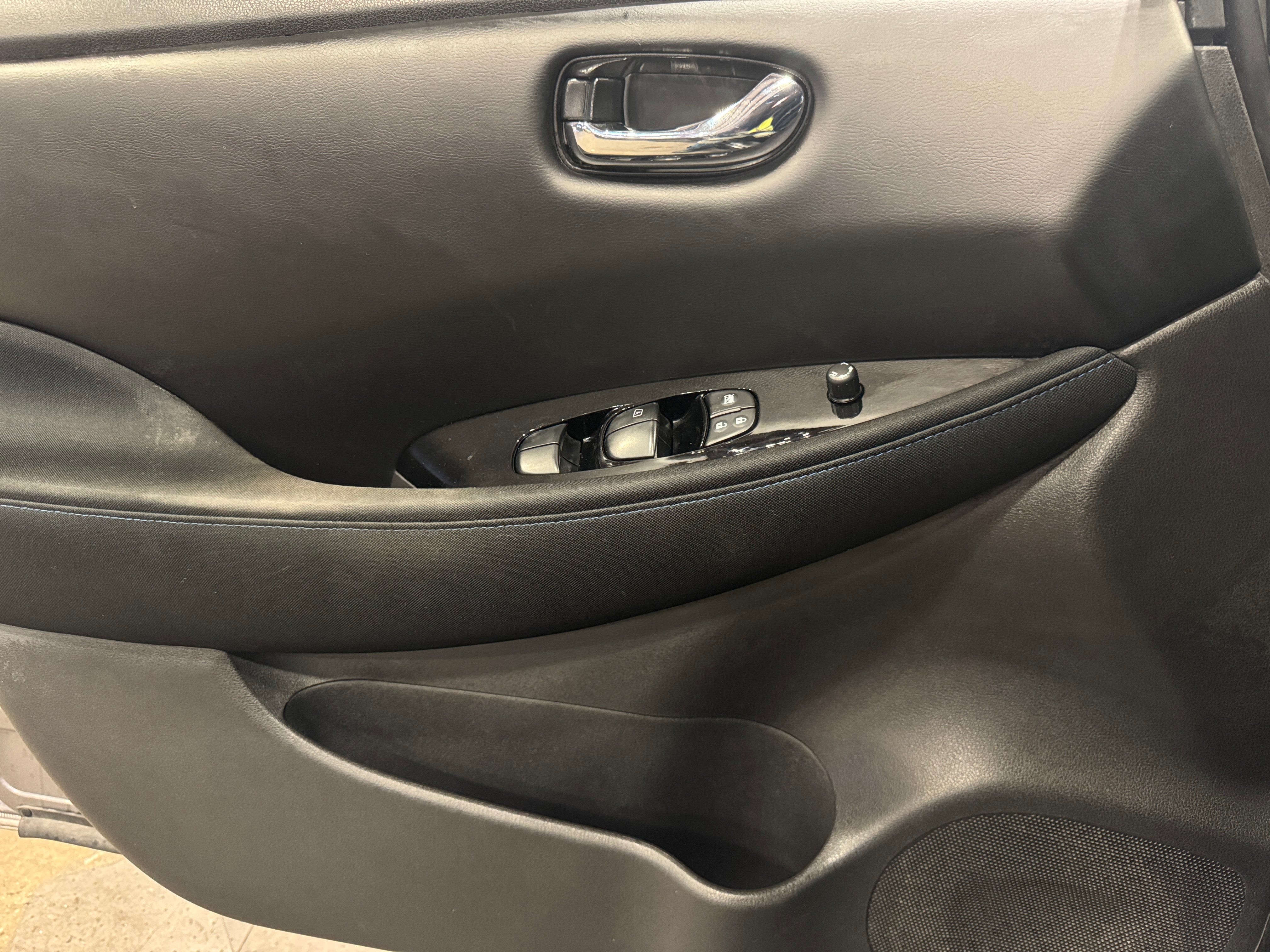 Used 2021 Nissan Leaf SV Plus with VIN 1N4BZ1CV8MC553694 for sale in Oak Creek, WI