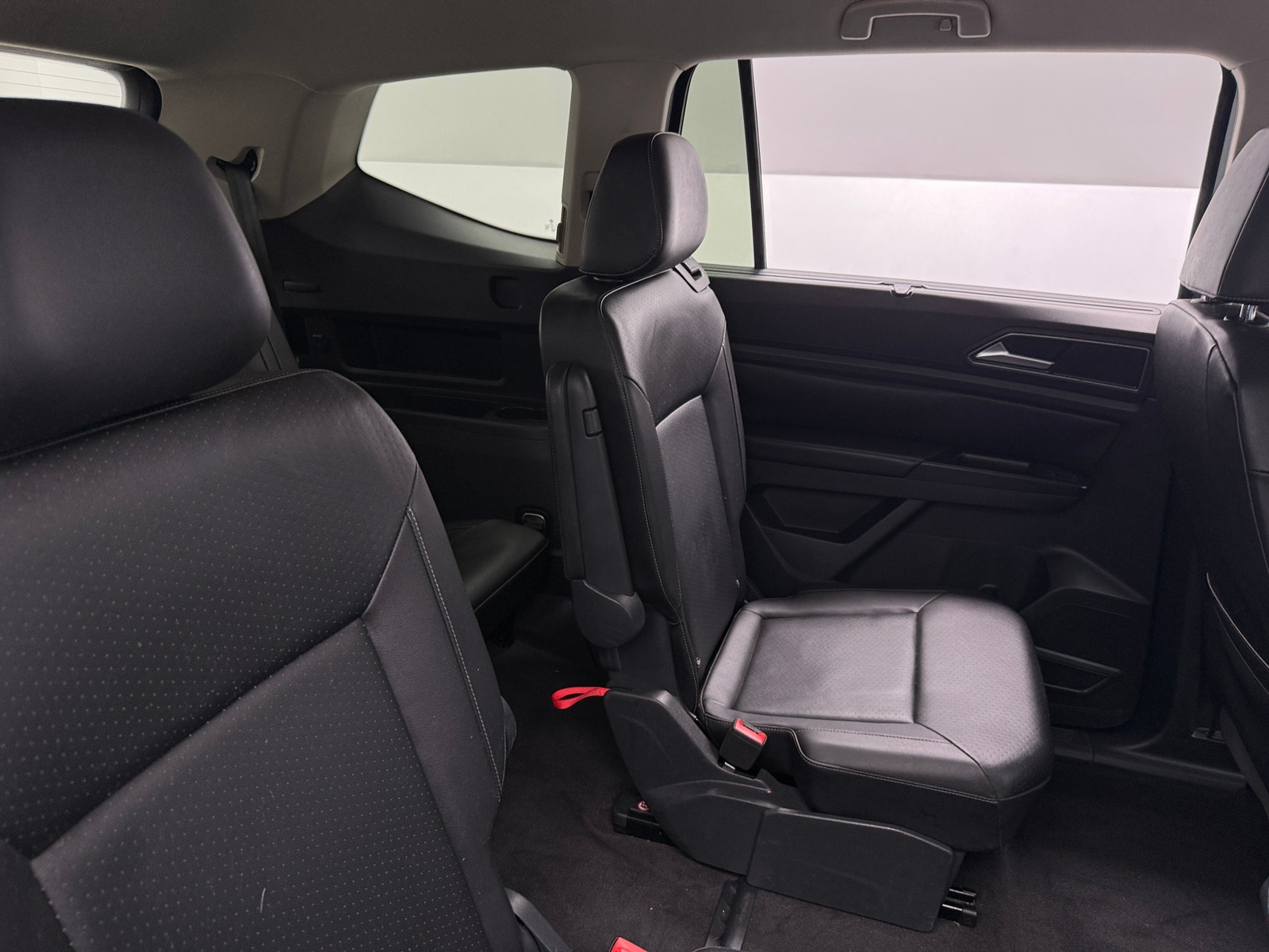 Thumbnail: 2018 Volkswagen Atlas - 5