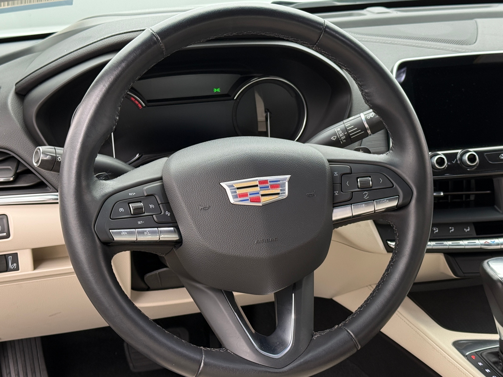 Thumbnail: 2021 Cadillac CT4 - 4