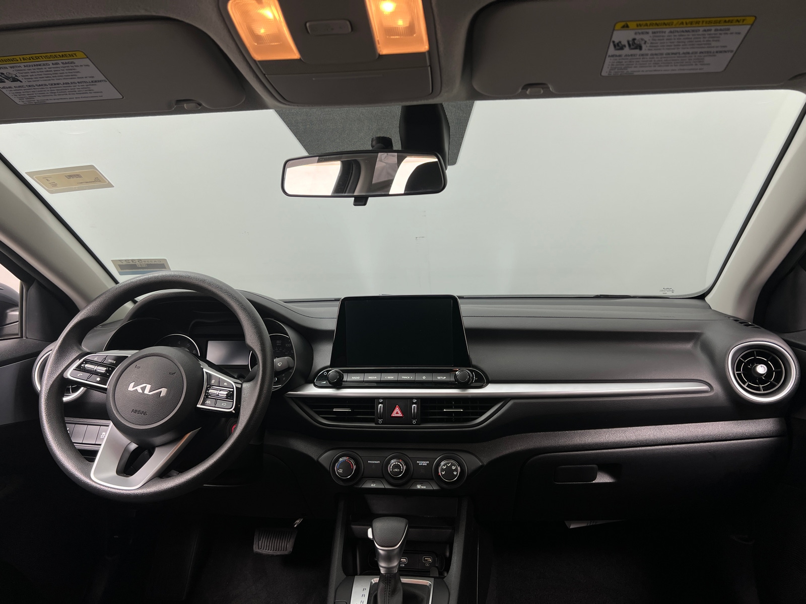 Thumbnail: 2024 Kia Forte - 3