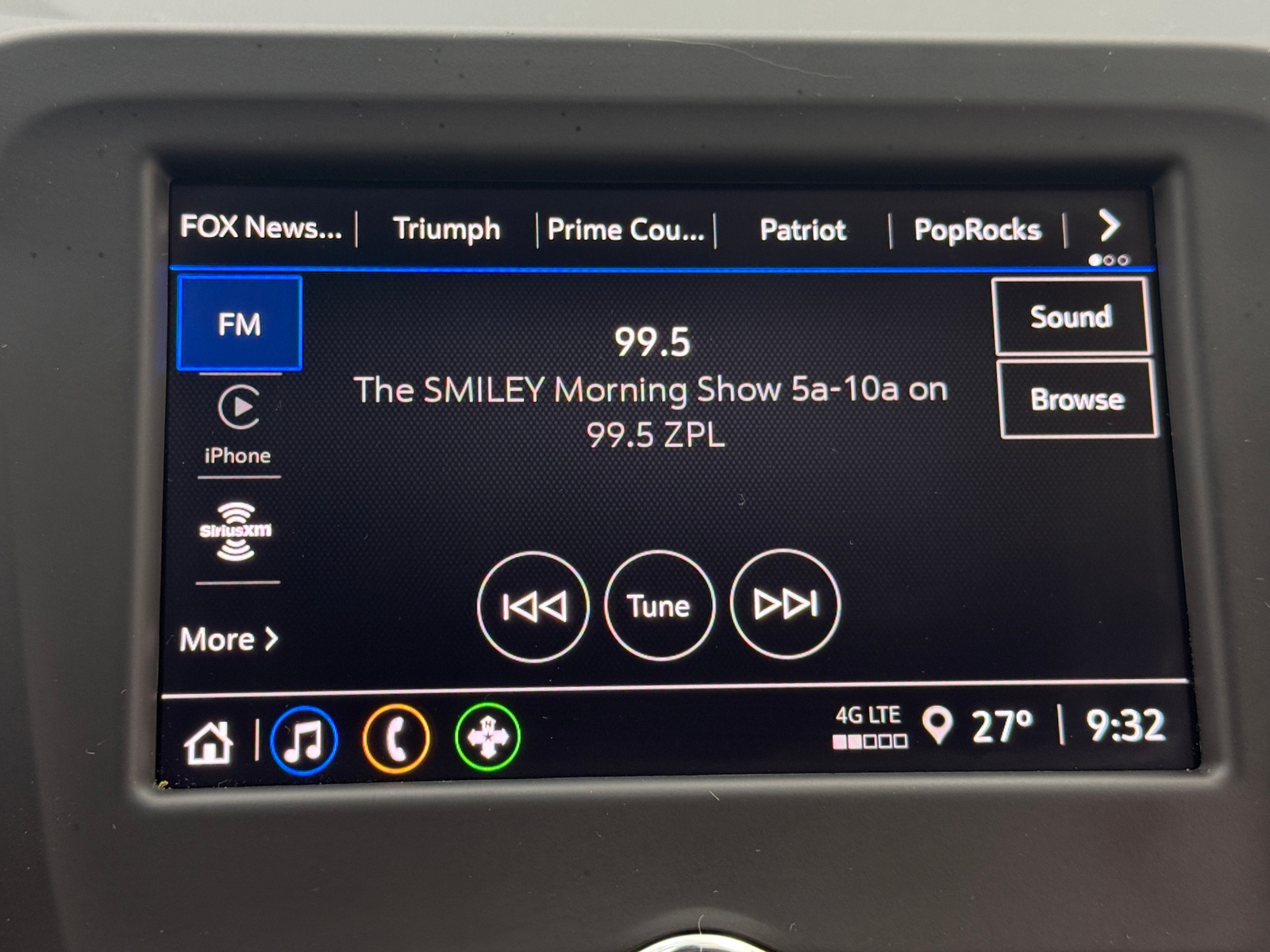 Thumbnail: 2023 Chevrolet Equinox - 4