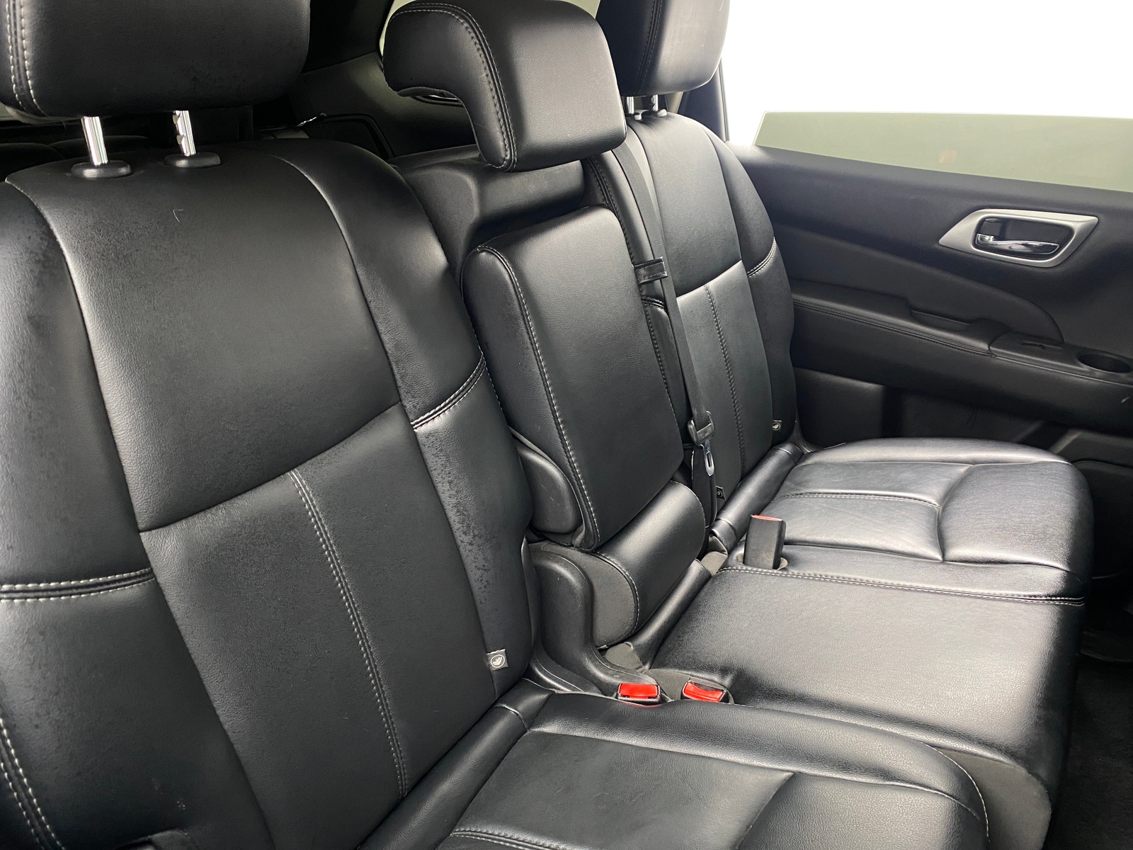 Thumbnail: 2017 Nissan Pathfinder - 5