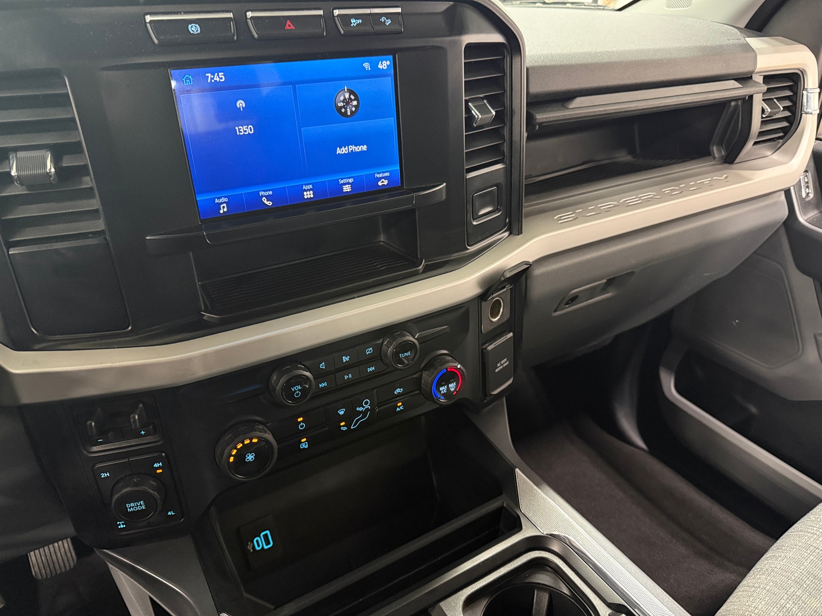 Thumbnail: 2024 Ford Econoline - 4