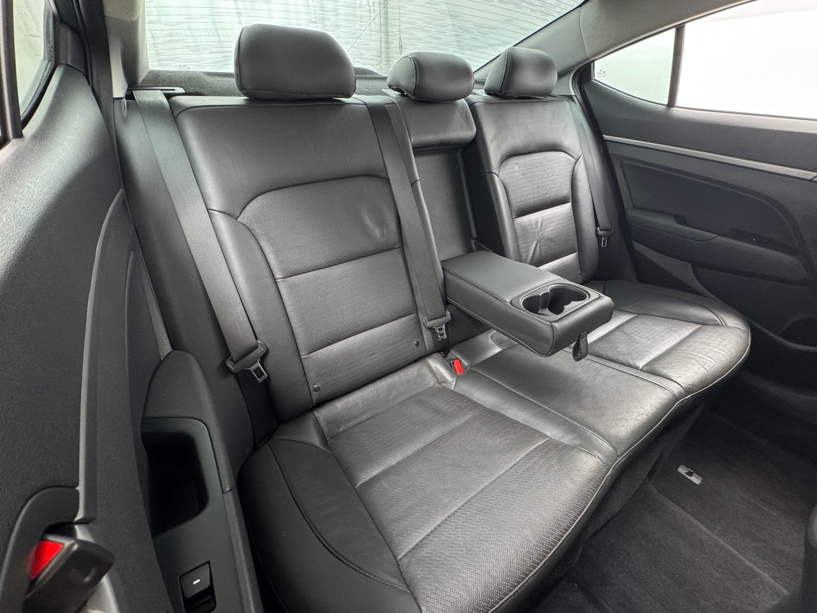 Thumbnail: 2017 Hyundai Elantra - 5