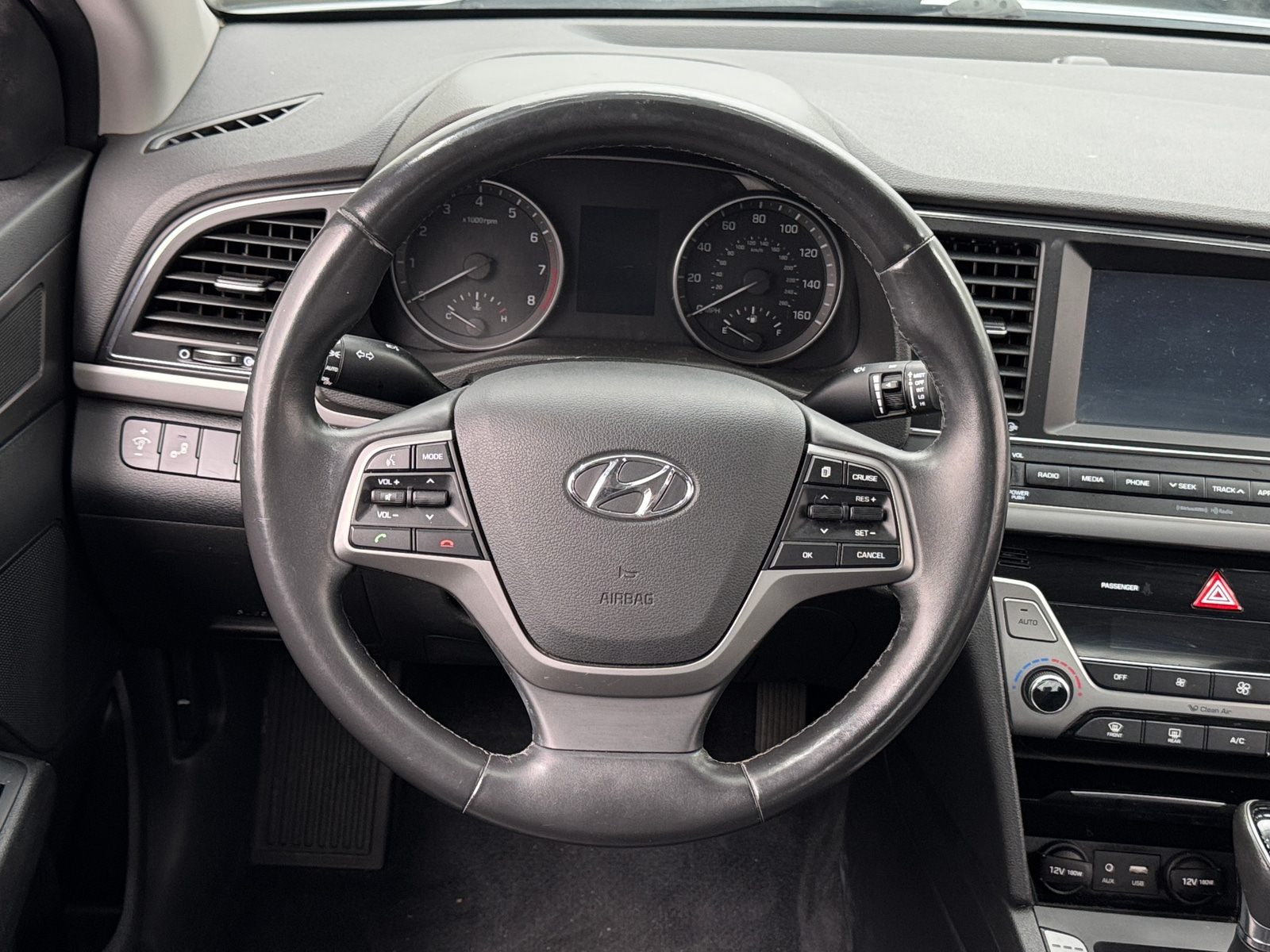 Thumbnail: 2017 Hyundai Elantra - 4