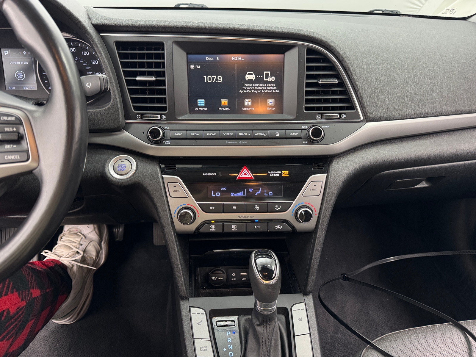 Thumbnail: 2017 Hyundai Elantra - 3