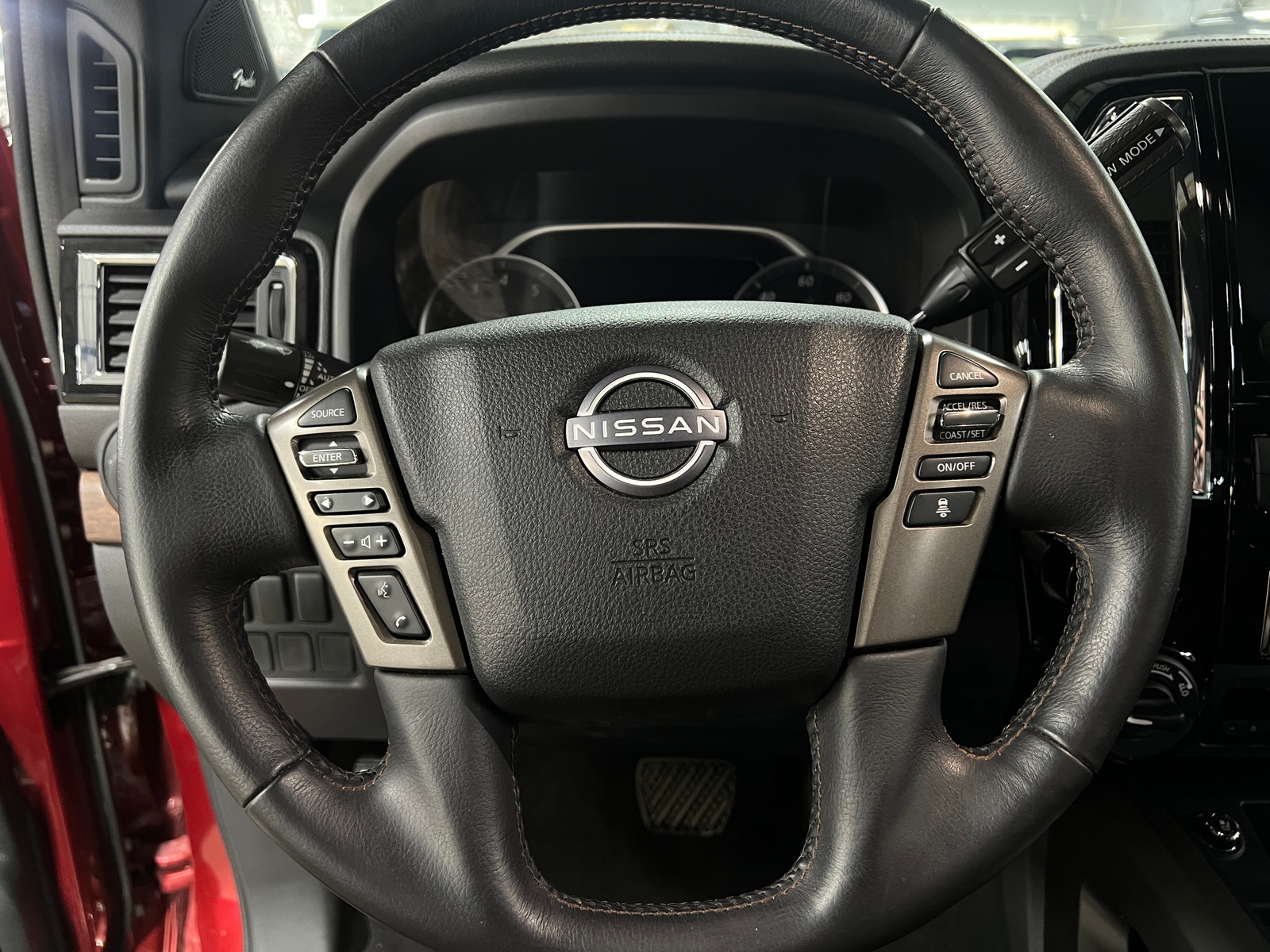 Thumbnail: 2023 Nissan Titan - 4