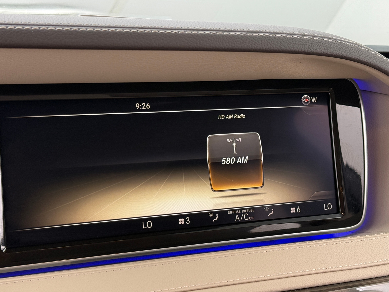 Thumbnail: 2014 Mercedes-Benz S-Class - 3